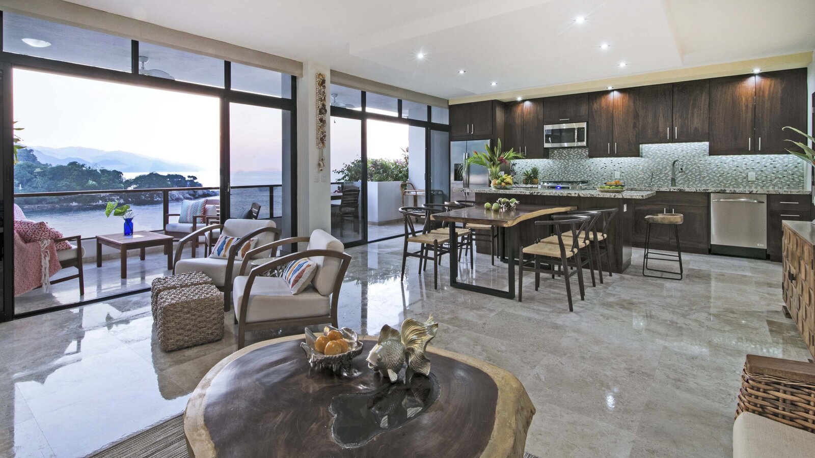 1 BLVD Interiors Group Tulsa, OK Vacation Home 2 (2)