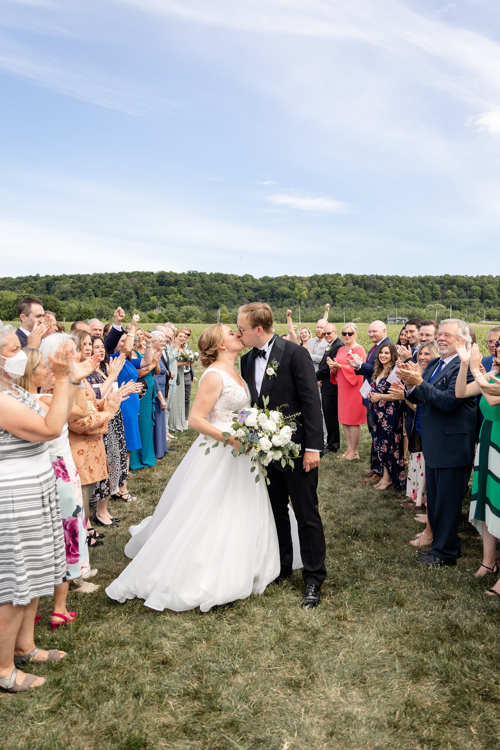 The Barns Cave Springs Vineyard Wedding - Dylan and Sandra Photography - 0533