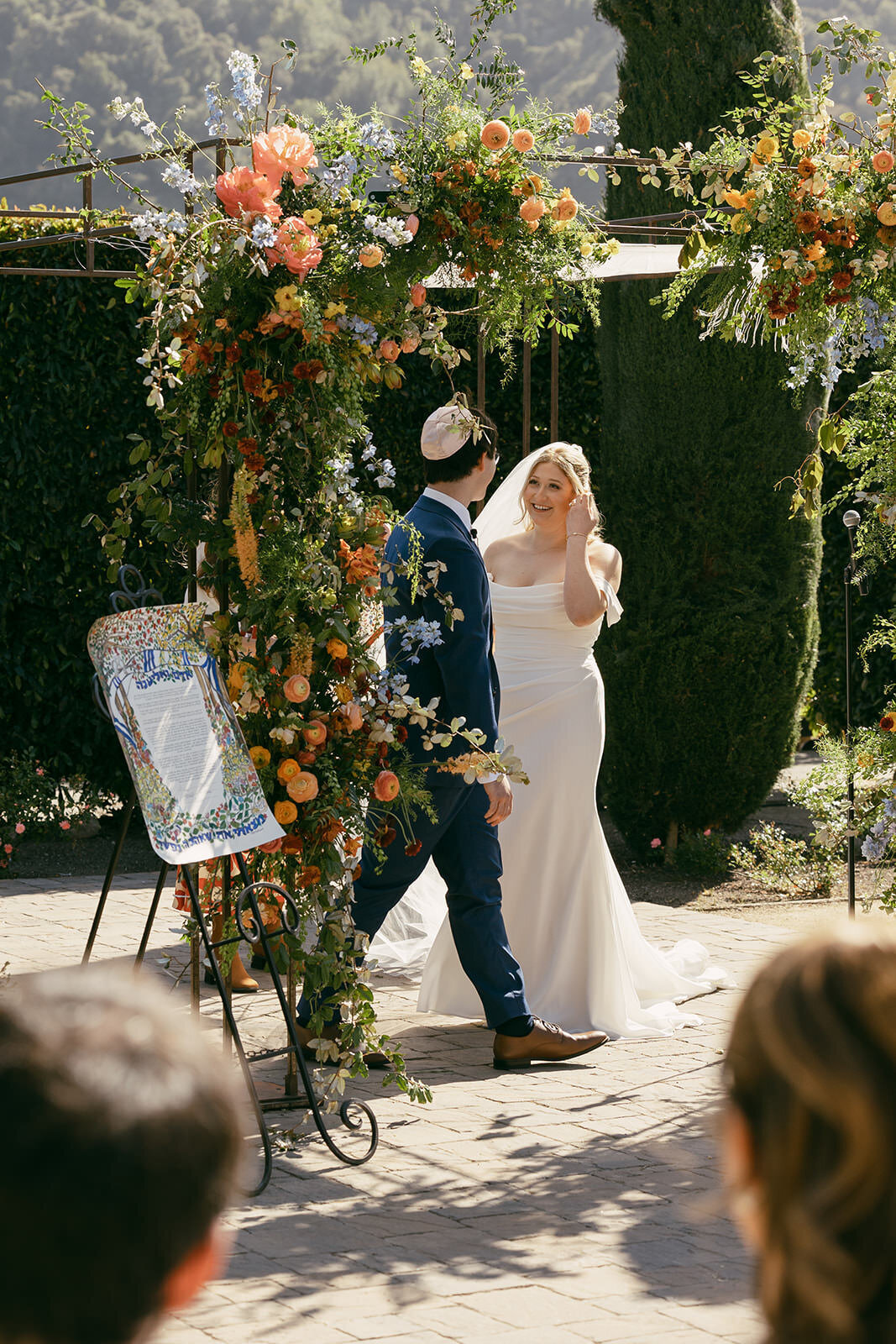 Colorful Bernardus Spring Wedding49