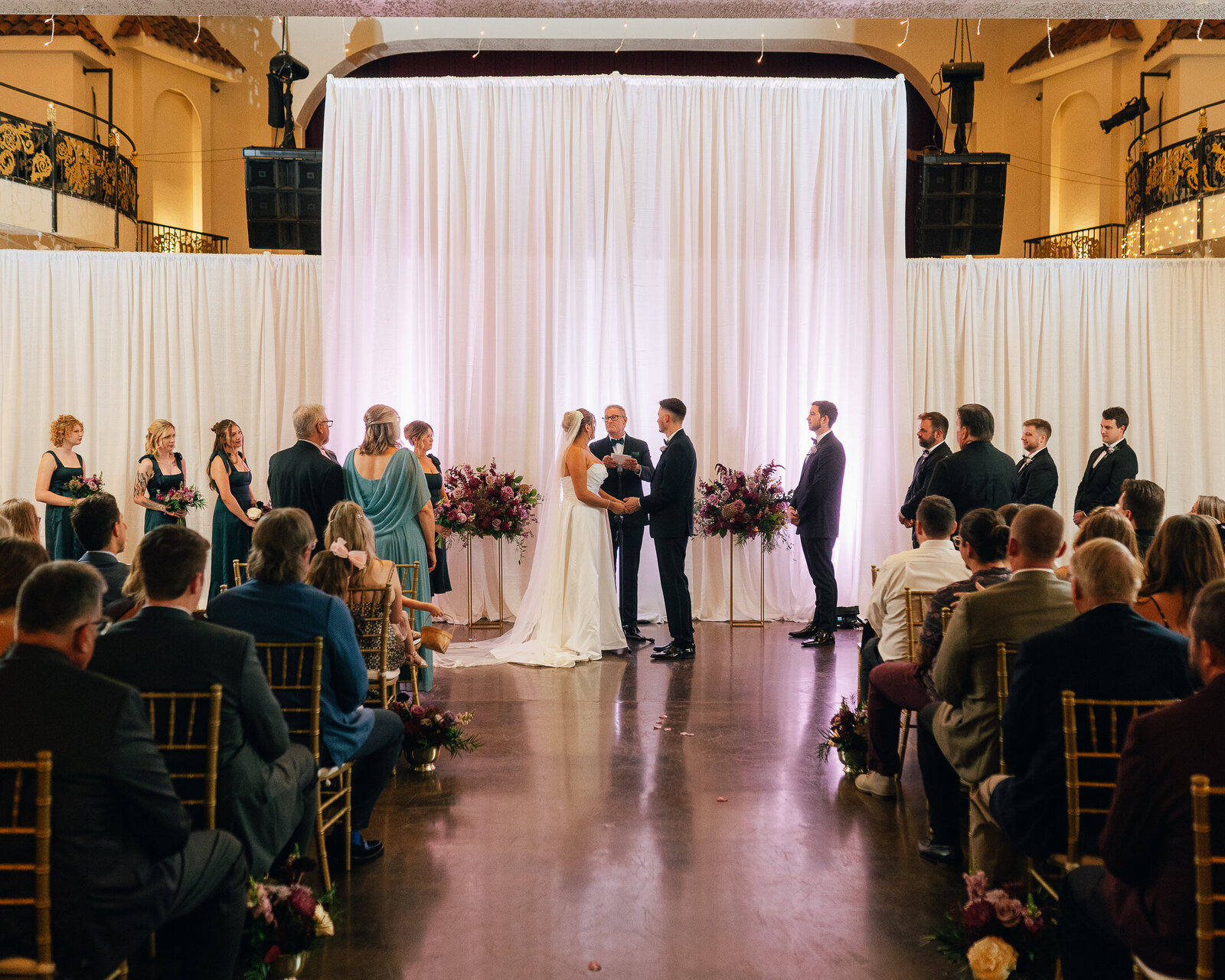 Corby Intercontinental Hotel Kansas City Wedding Plaza-163