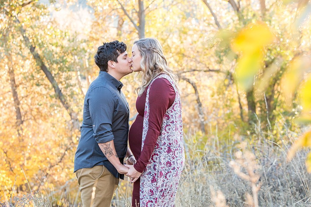 engagement photography during fall colors in Boulder
