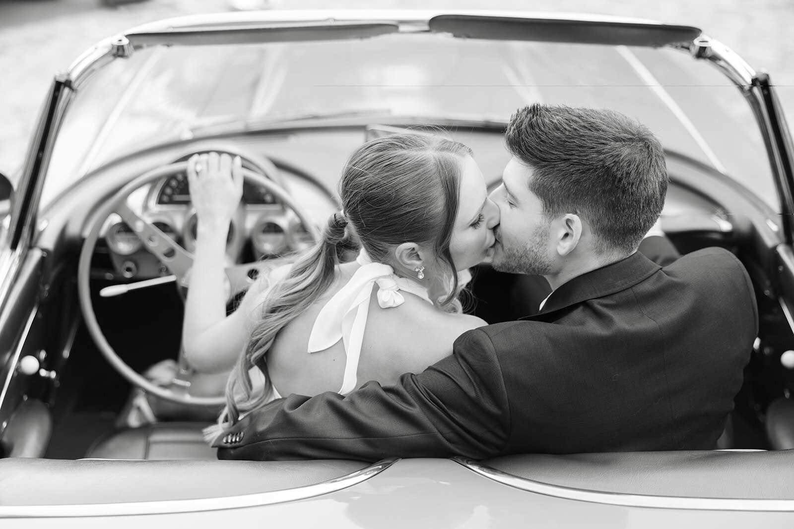 engagement session antique car