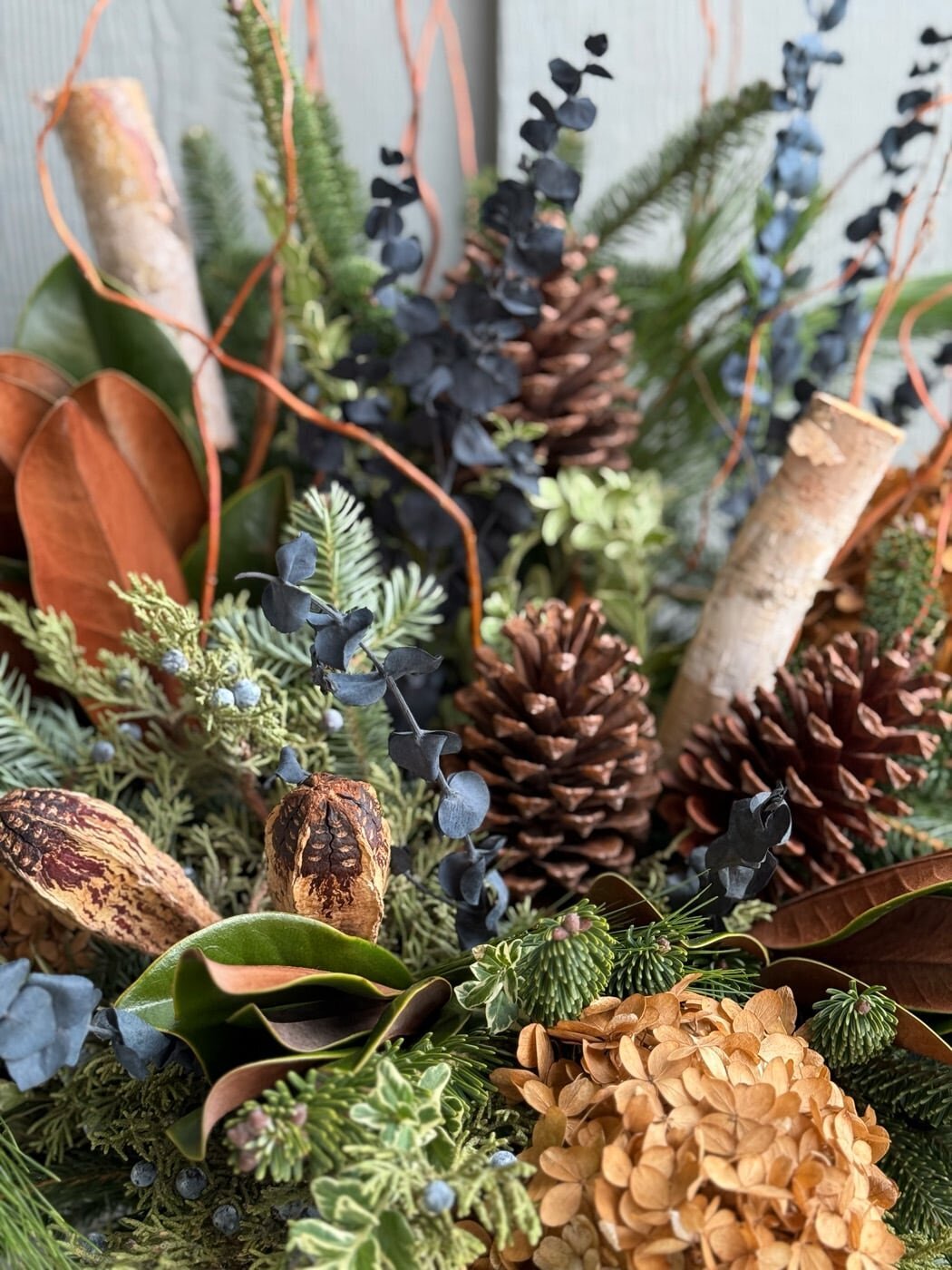 Noblesville Live Christmas Wreath - Sweet Peas Flower Farm 12