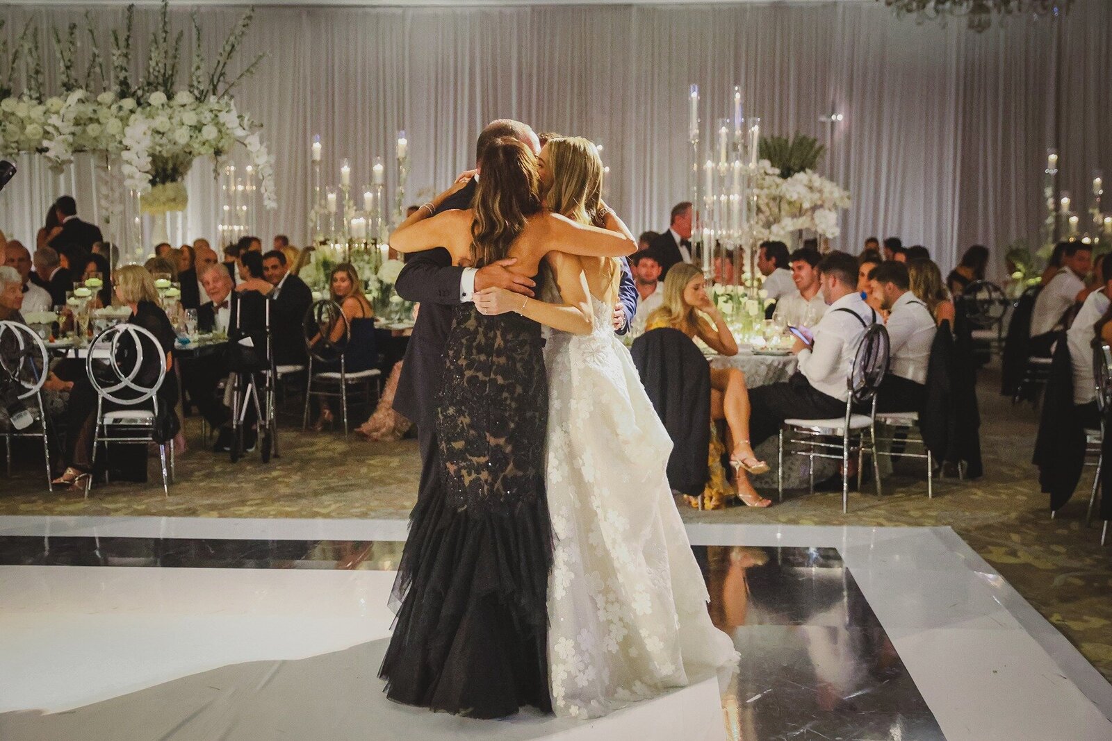 wedding-reception-dancing-the-eau-1