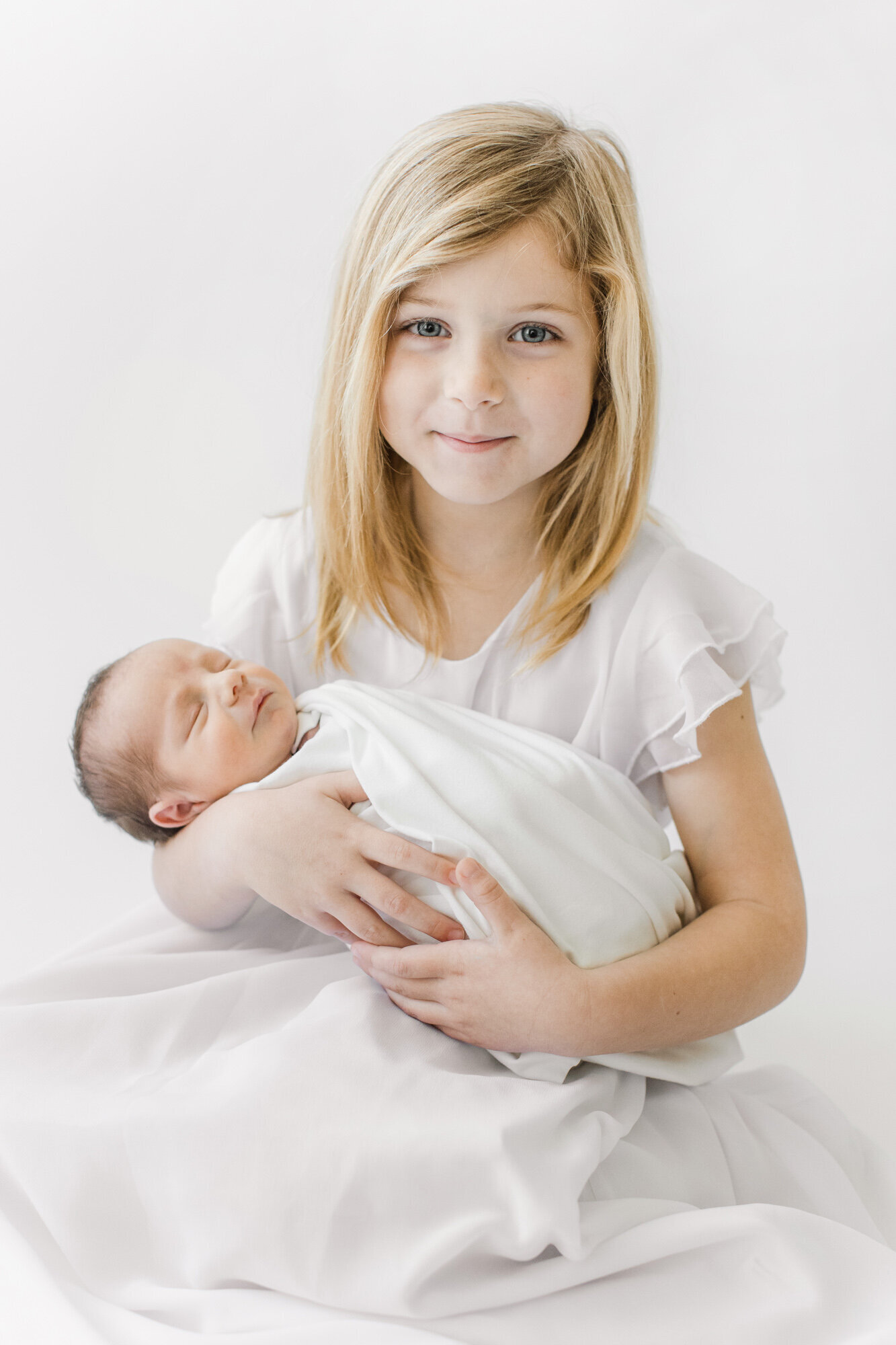 bentonville-family-of-five-newborn-photos-38
