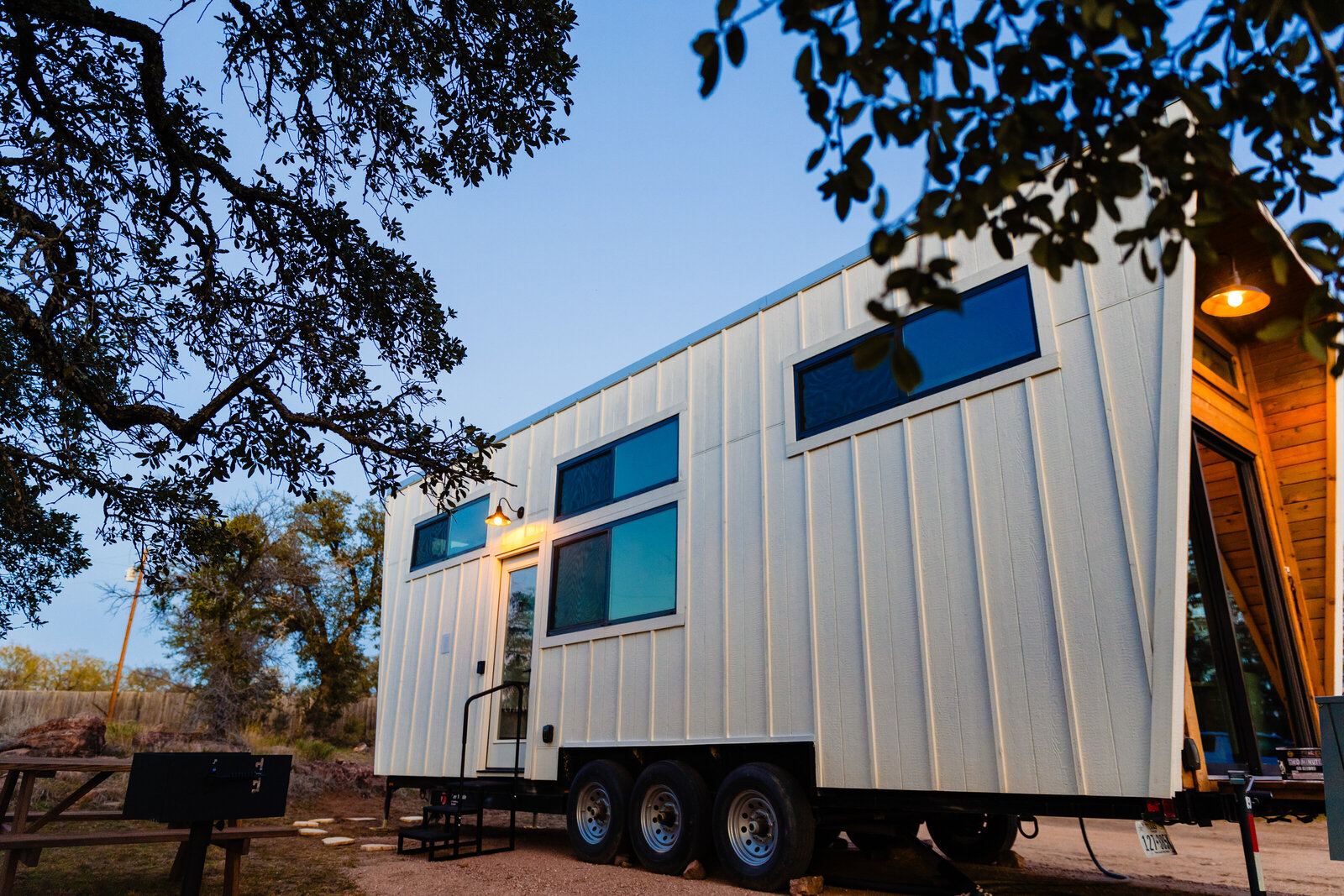 tiny home airbnb-14