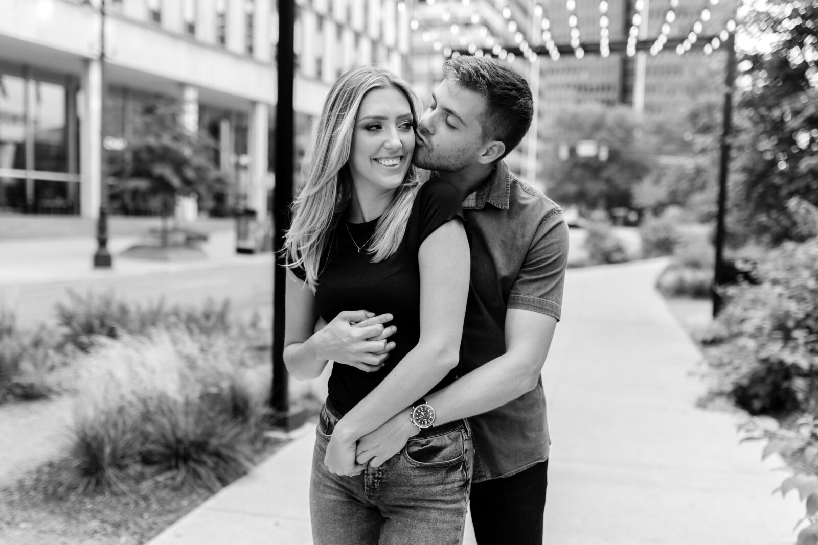 Kayla_Alex_Downtown_Detroit_DIA_Engagement-86