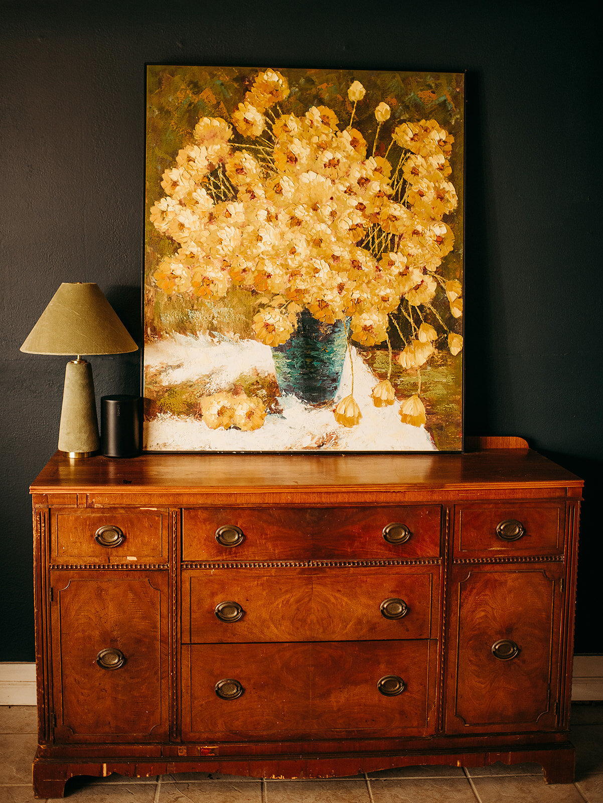Crystal River Inn features local art in and around the inn