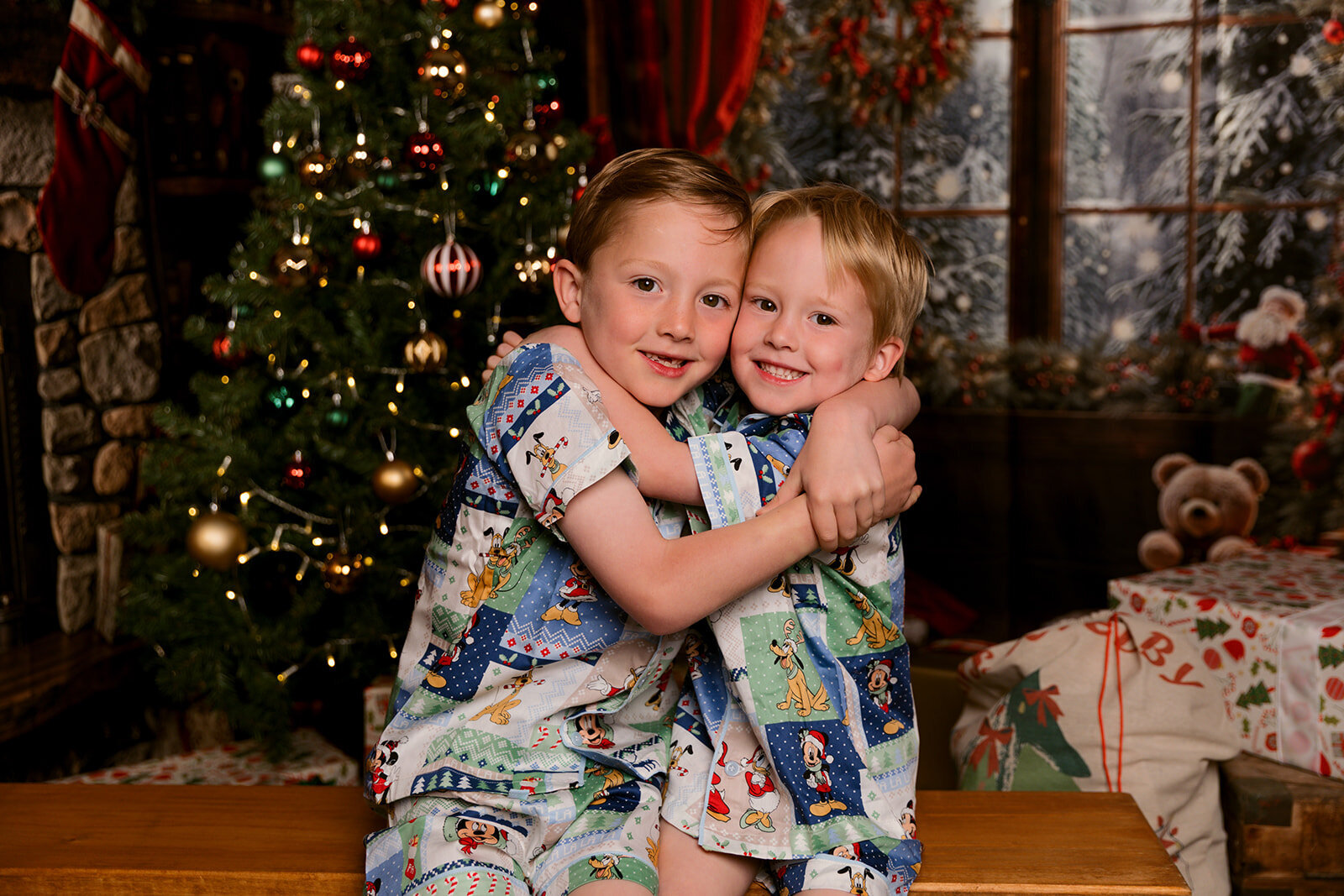 Travis & Benny Studio - Higgins Xmas Mini-66