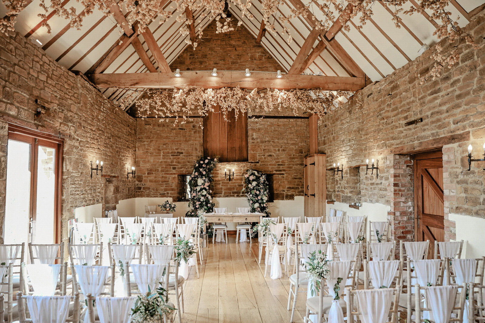 Crockwell-Farm- ceremony-room