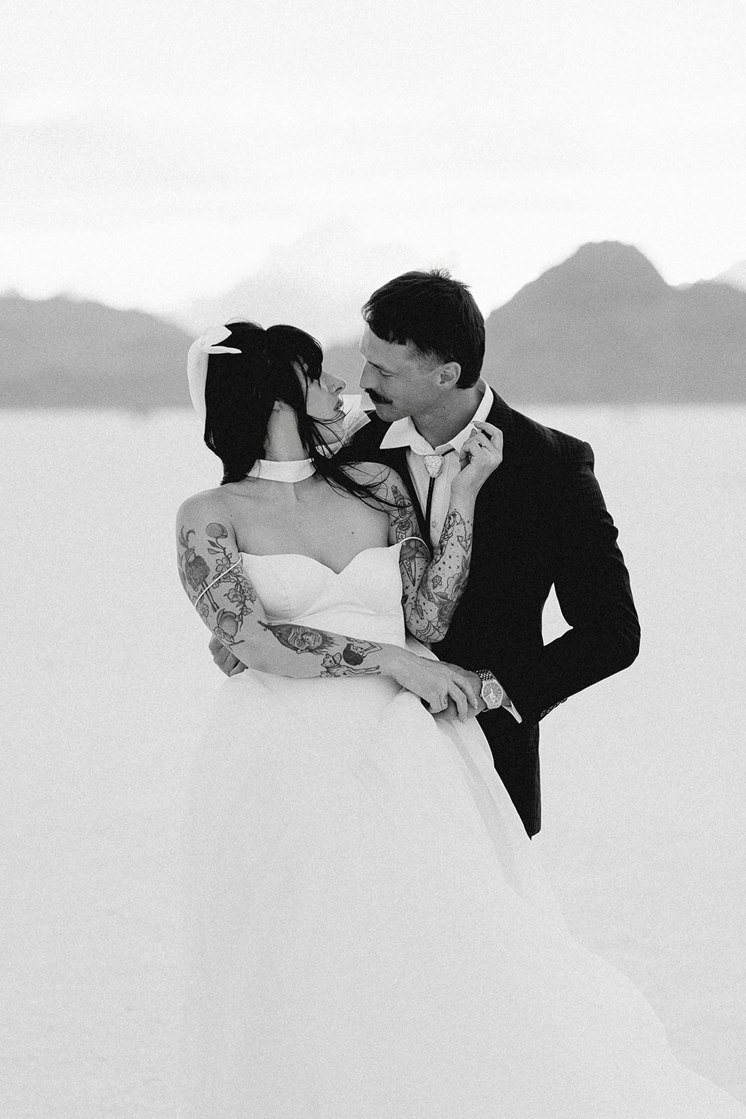 Salt_Flats_Elopement_Utah_Becca_Photo-160