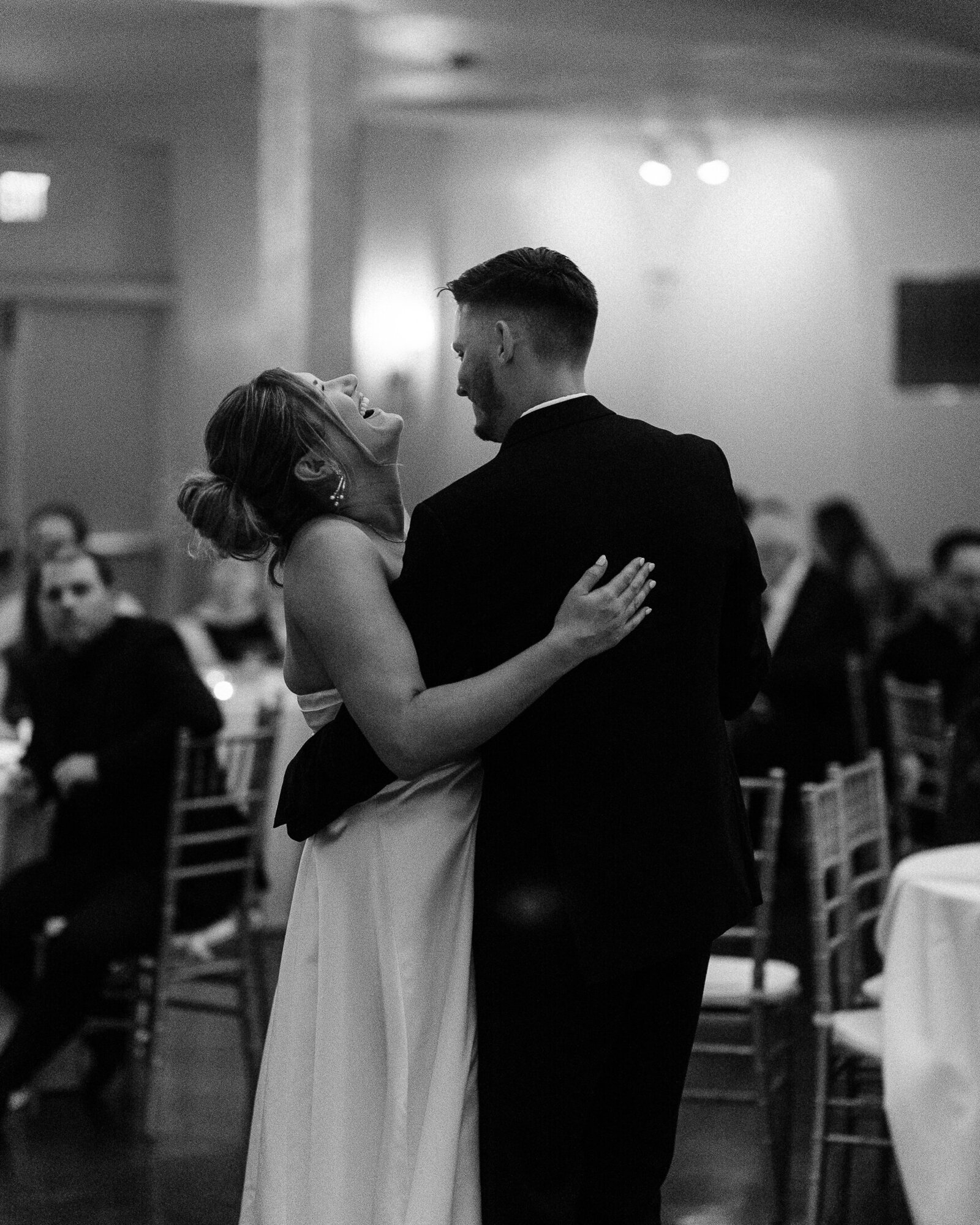 Corby Intercontinental Hotel Kansas City Wedding Plaza-270