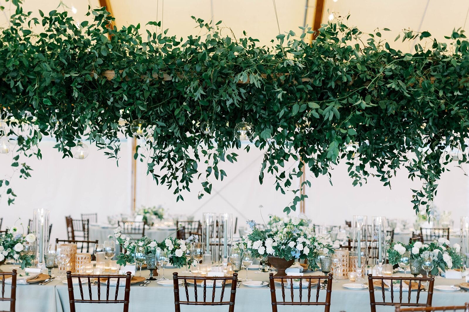 leila-james-events-newport-rhode-island-luxury-wedding-planner-castle-hill-inn-venue-emily-march-payne-wedding-photographer-VaughanWedding_0823 copy 2
