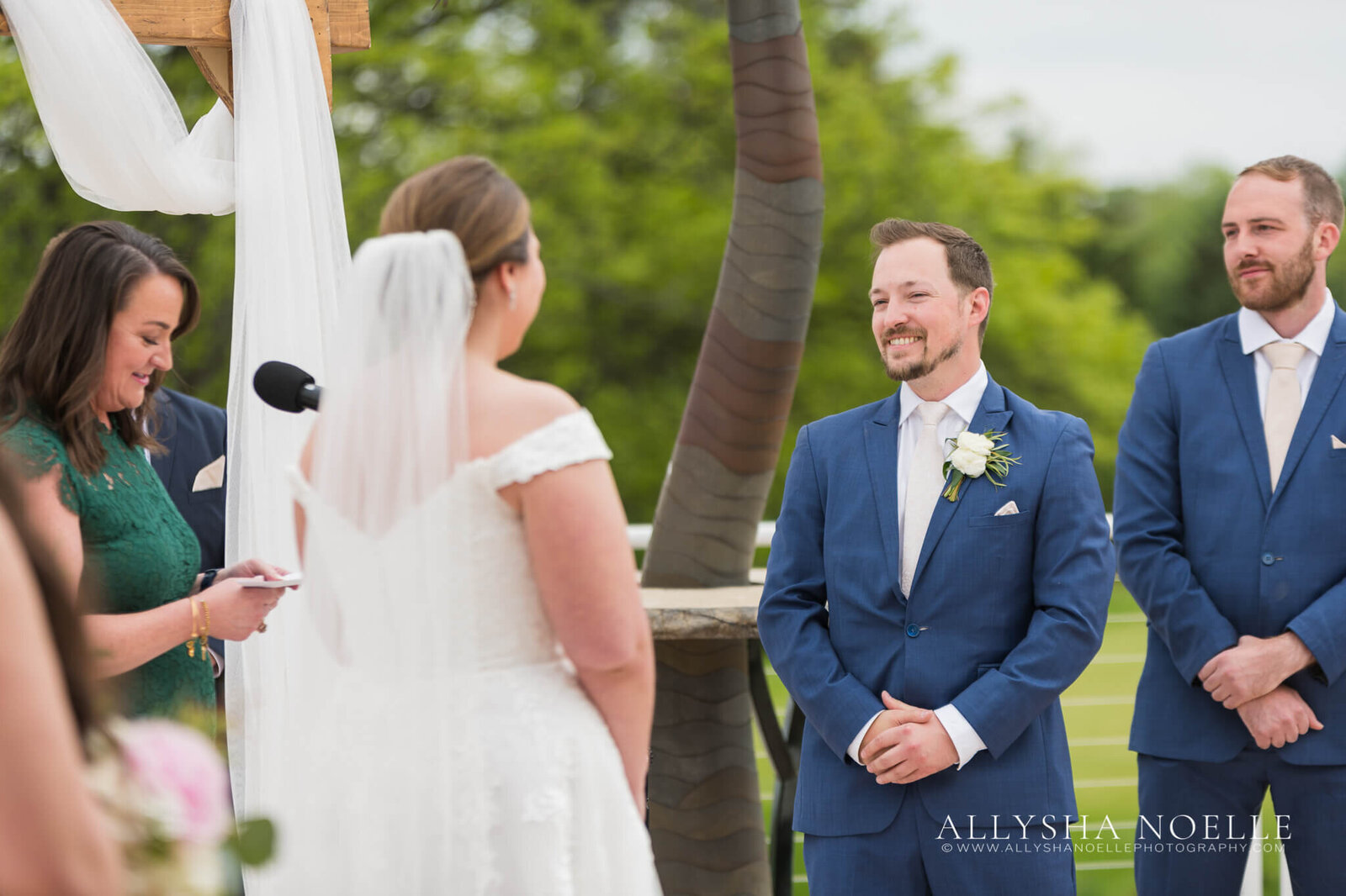 Wedding-at-River-Club-of-Mequon-595