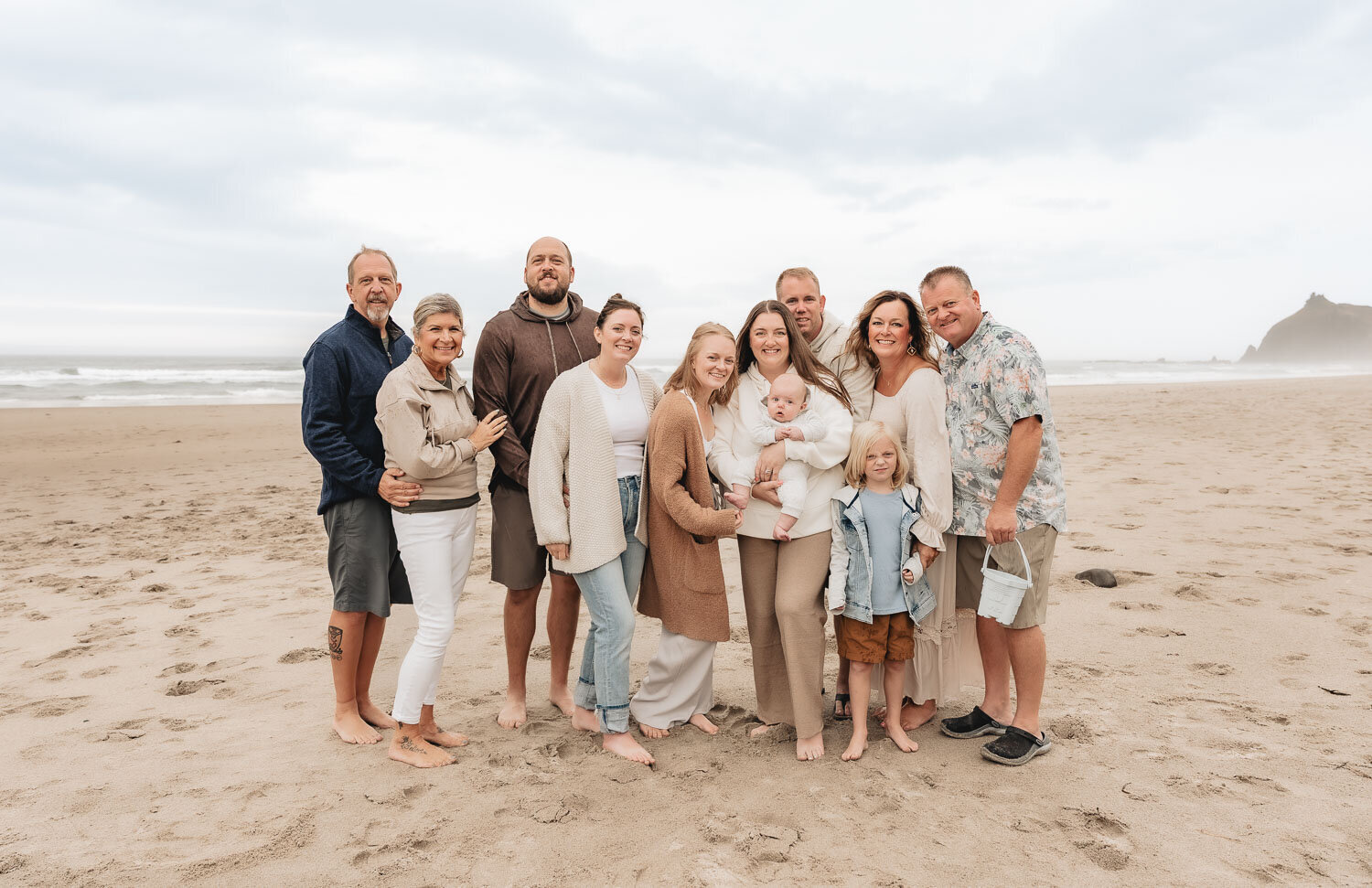 Family Photographer in Lincoln City, Oregon 