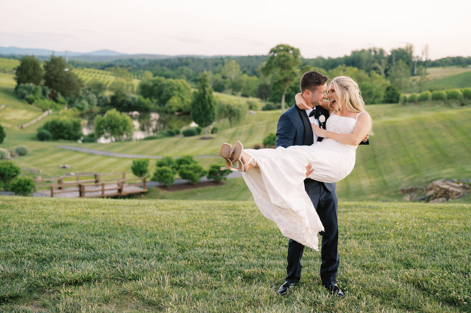 StoneTowerWedding_MaddyWilliamsPhotography.jpg-76