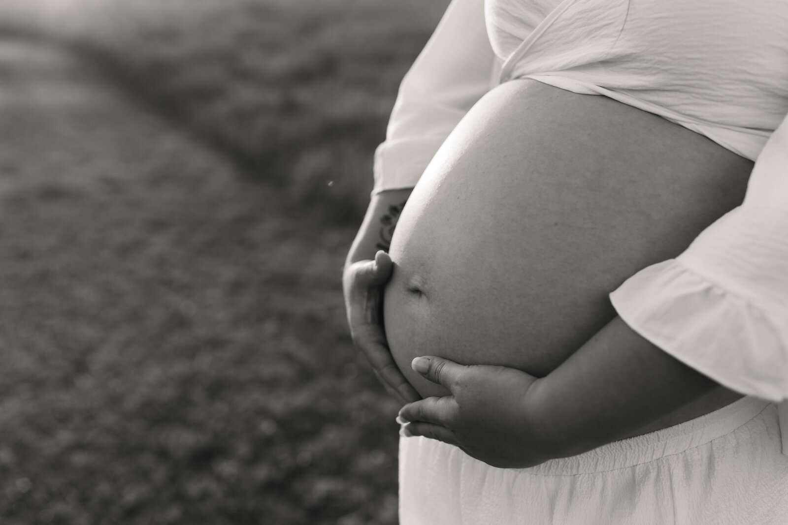 relaxed-maternity-photography-hawkesbury-valley