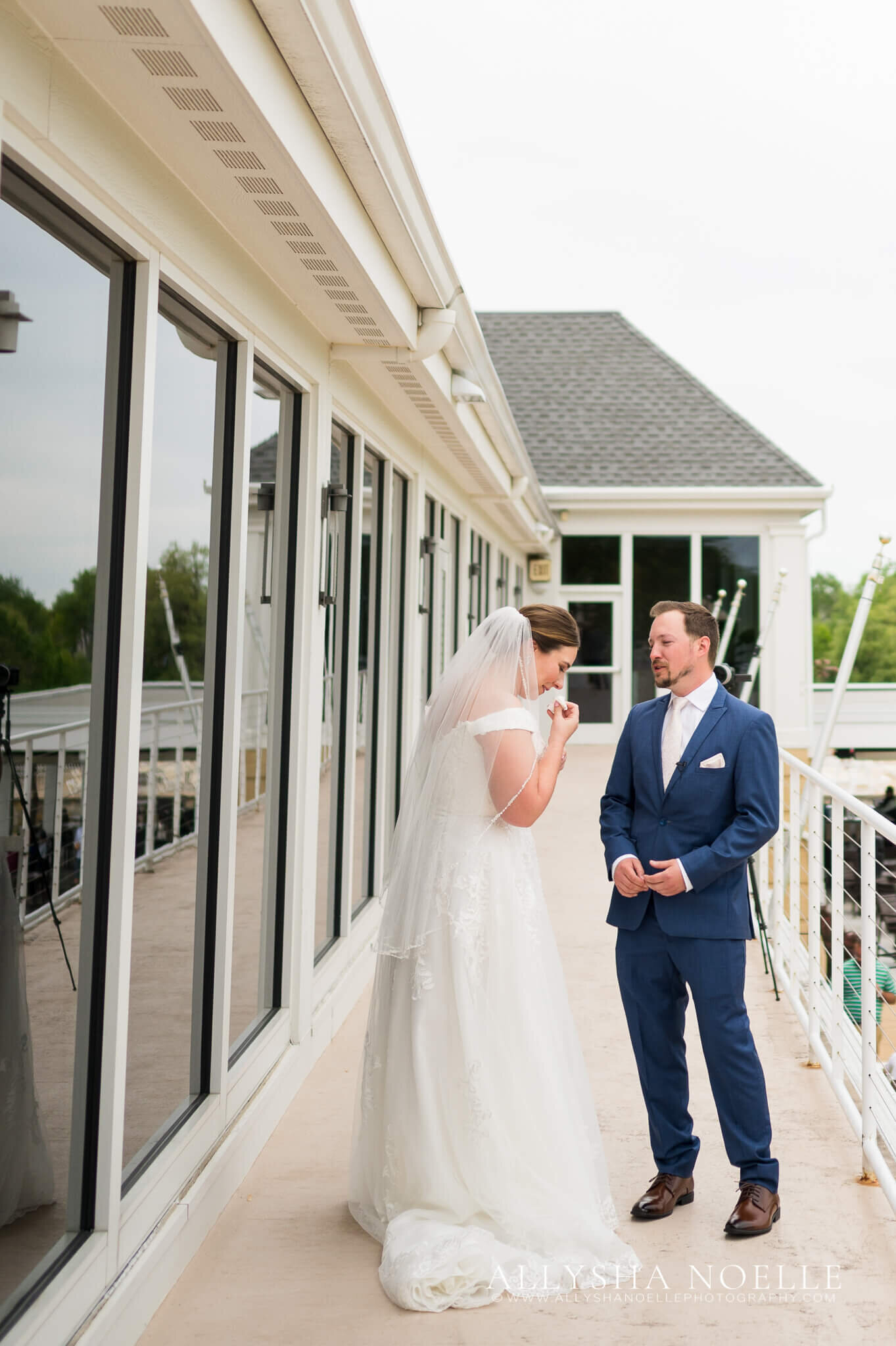 Wedding-at-River-Club-of-Mequon-142