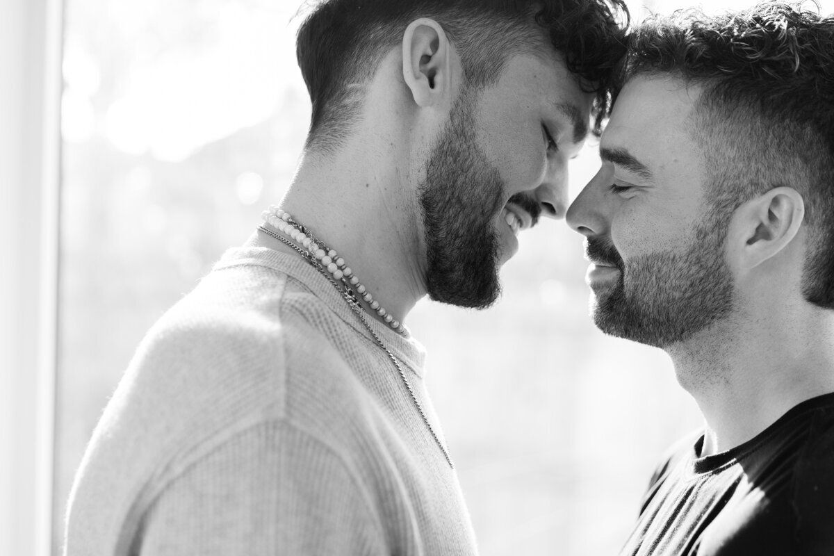 BransonJoe_CoupleShoot_BW-348