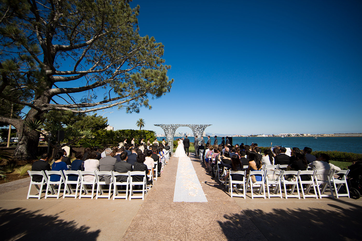 tom hams ceremony space with ocean views