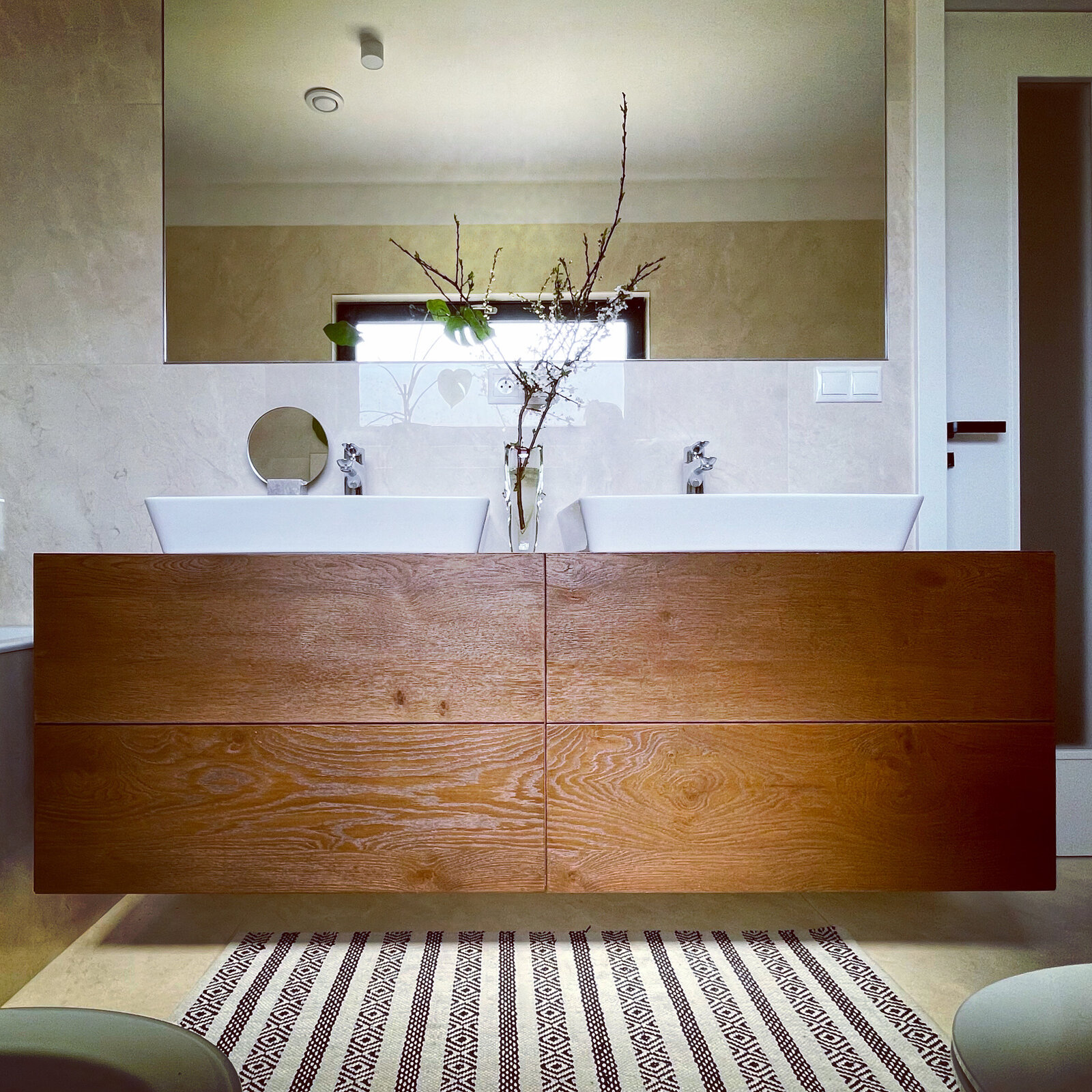 9E3B235E-6BC6-4676-A5DA-4CD0F92D42E5