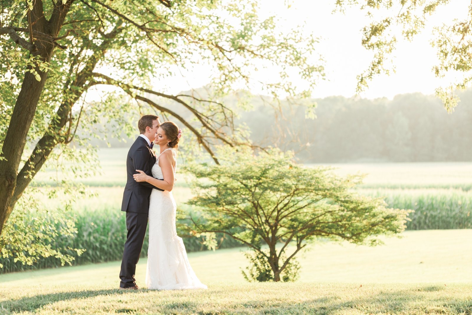 i-pink-floral-va-estate-wedding_1666