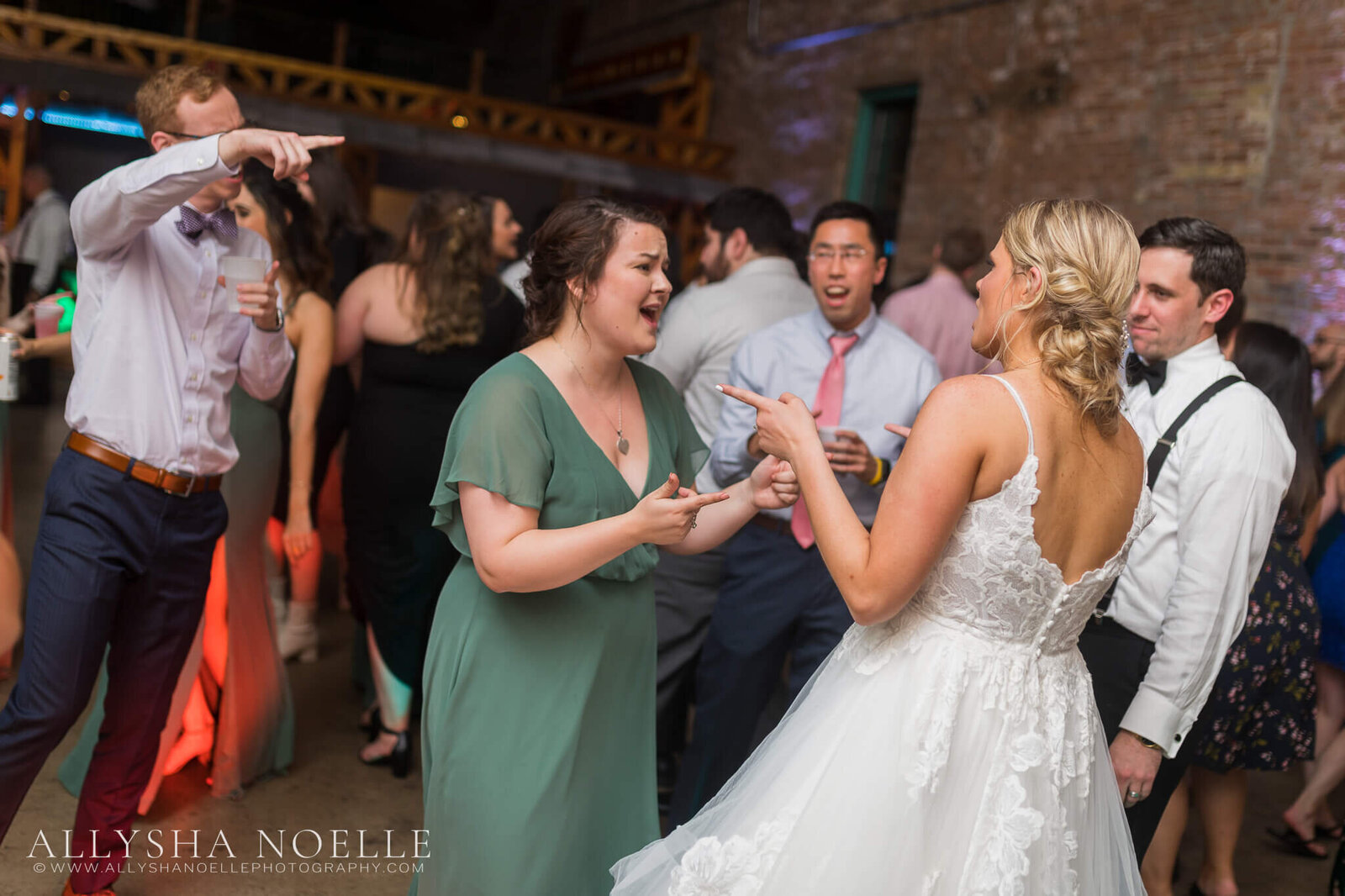 Wedding-at-The-Factory-on-Barclay-in-Milwaukee-1282