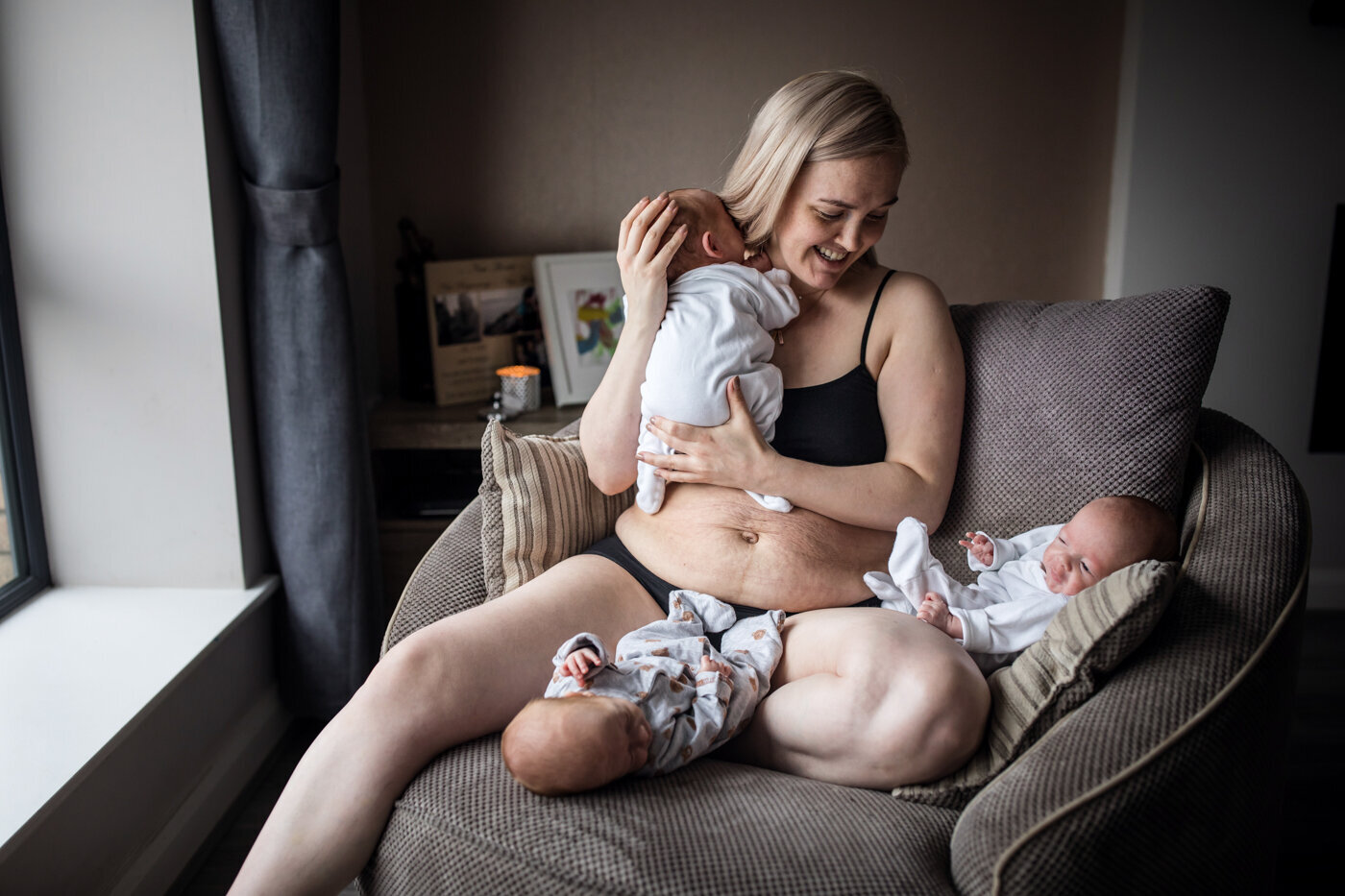 birth photographer, columbus, ga, atlanta, postpartum, tripplets, strecth marks-3