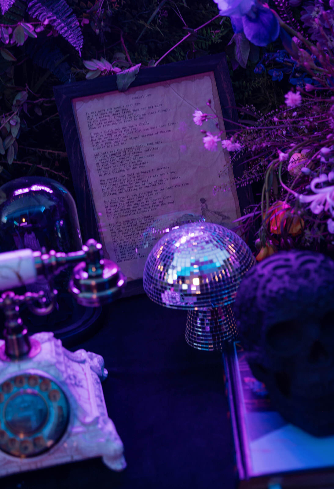 Gothic-Disco-Floral-Wedding72