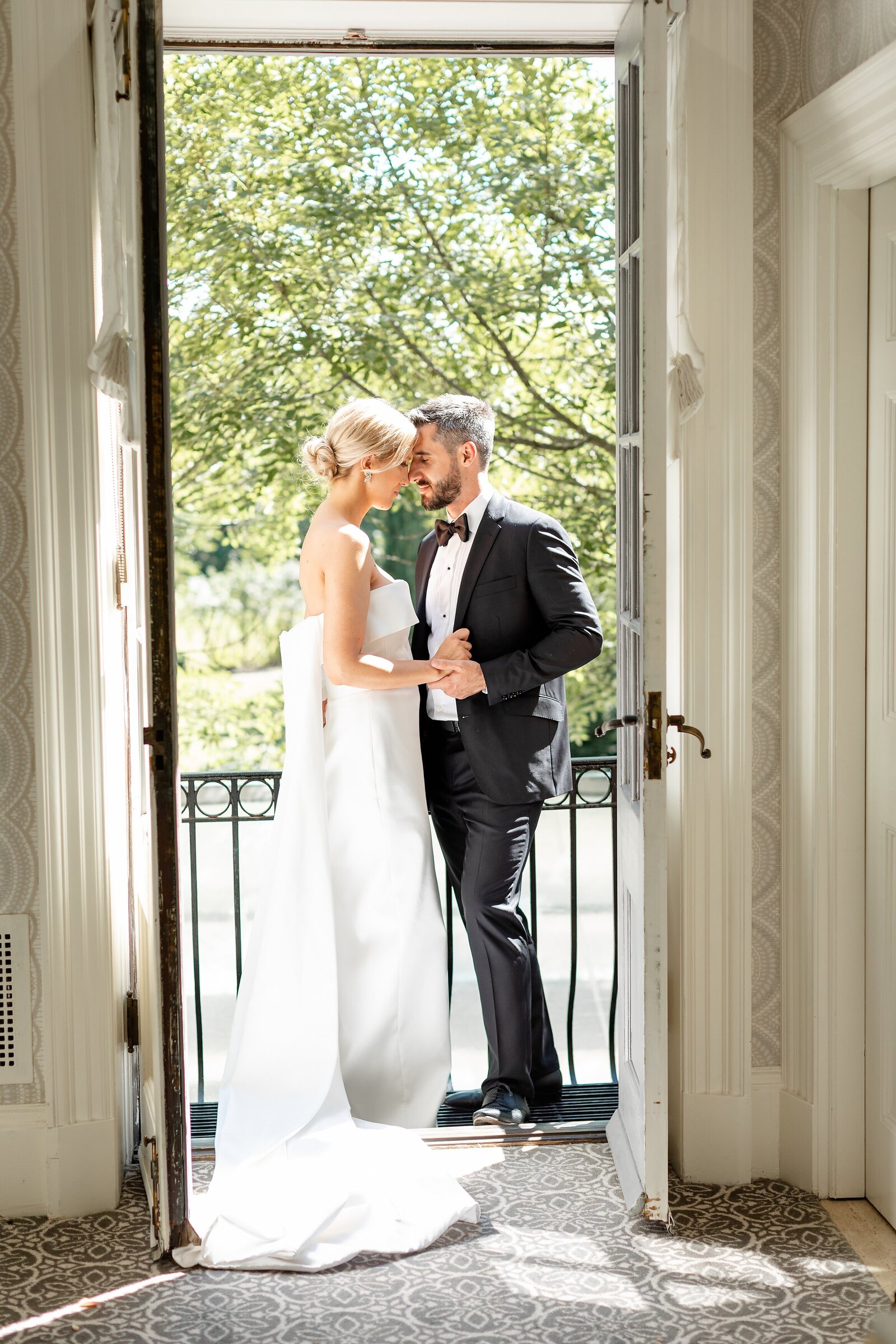 Modern Classic Garden Graydon Hall Wedding | Dylan & Sandra Photography - 0095