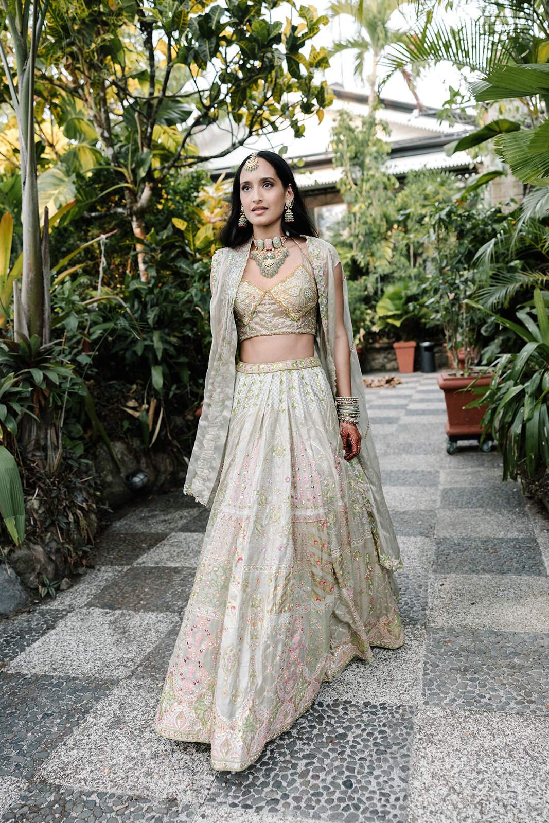 Kinjal & Hunter destination wedding in Costa Rica by Ha Nguyen Photo-39