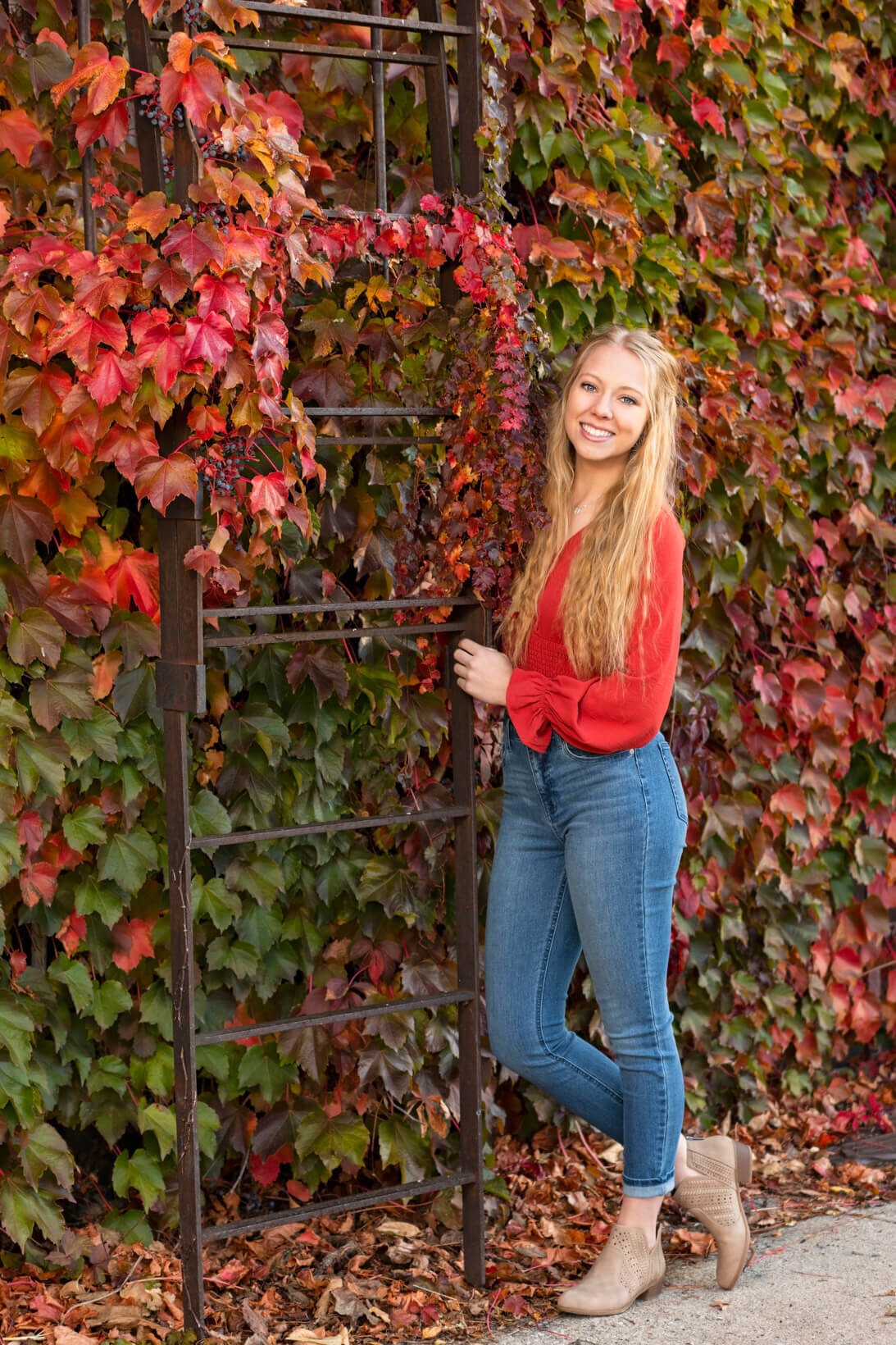 Slinger-High-School-Senior-Pictures-76