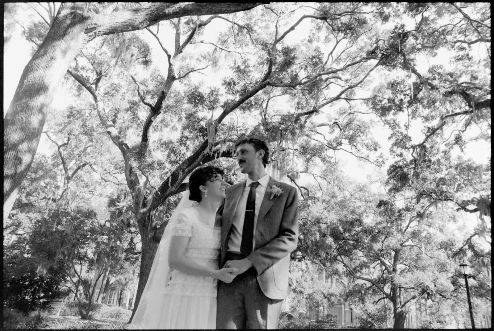 coastal-colorful-wedding-film-photos-jess-buckley-23