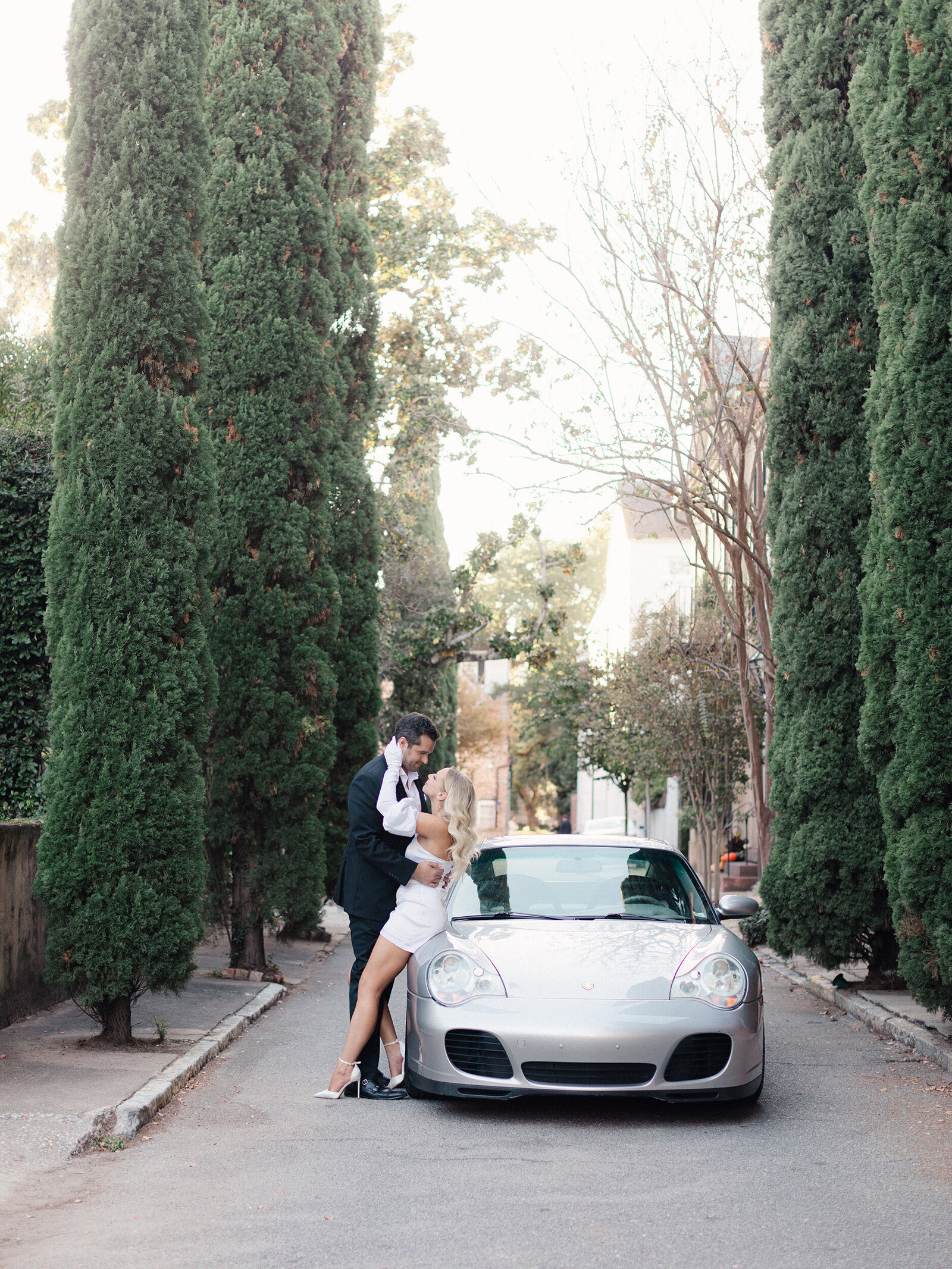 244-torianna-brooke-portraiture-chic-charleston-engagement-session-french-quarter-lauren-paul