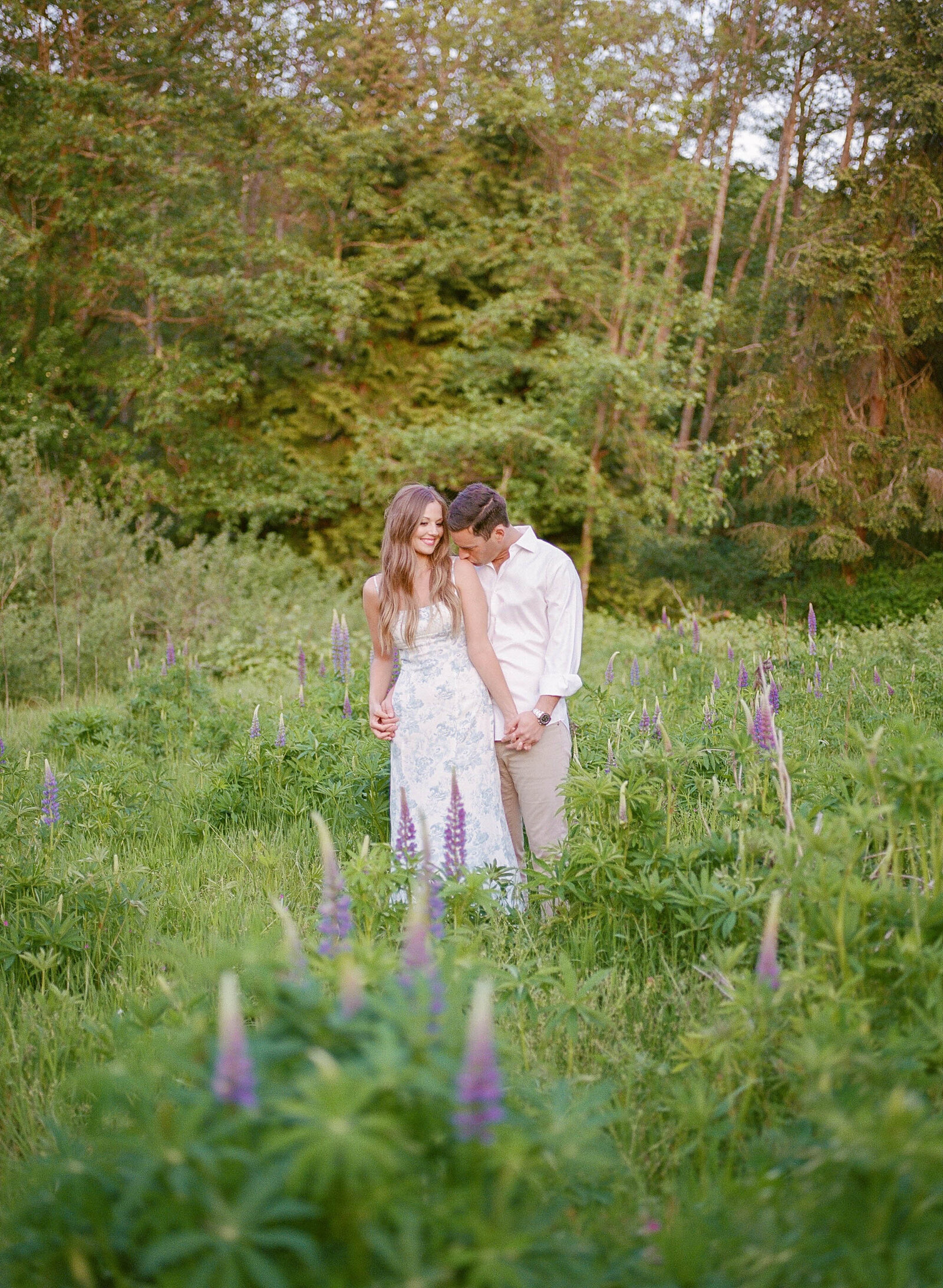 Kamri & Erik Engagement Portraits - Discovery Park - Kerry Jeanne Photography -63