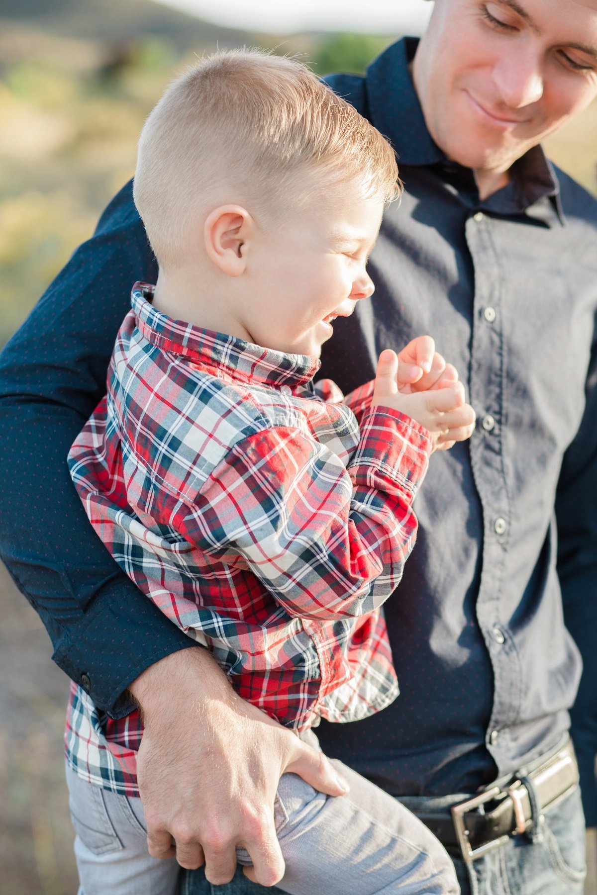 Families + Children Colorado Springs Family Photographer Phoenix Arizona Scottsdale AZ CO Photo Session Gleneagle Monument Black Forest Candid Natural Light Genevieve Hansen Photography (425)