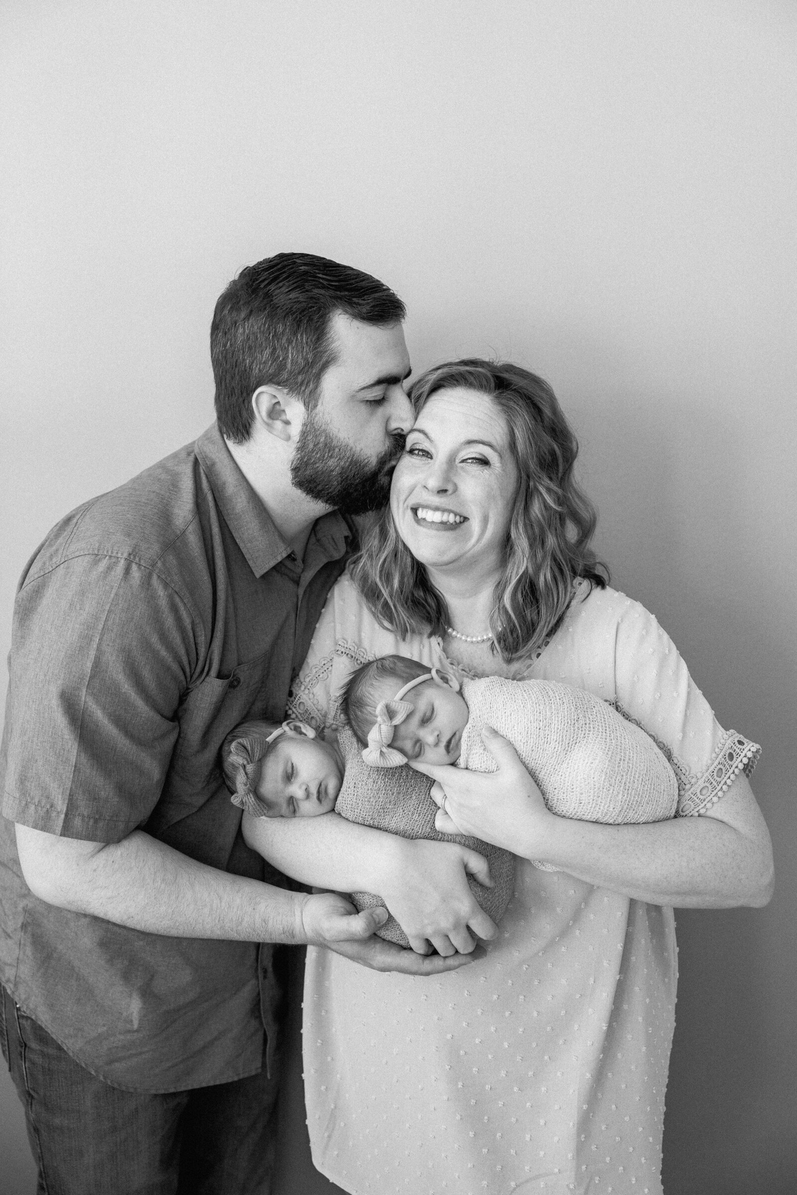 NEWBORN FAMILY REGIE ANN WITH KYLEE ANN STUDIOS0024