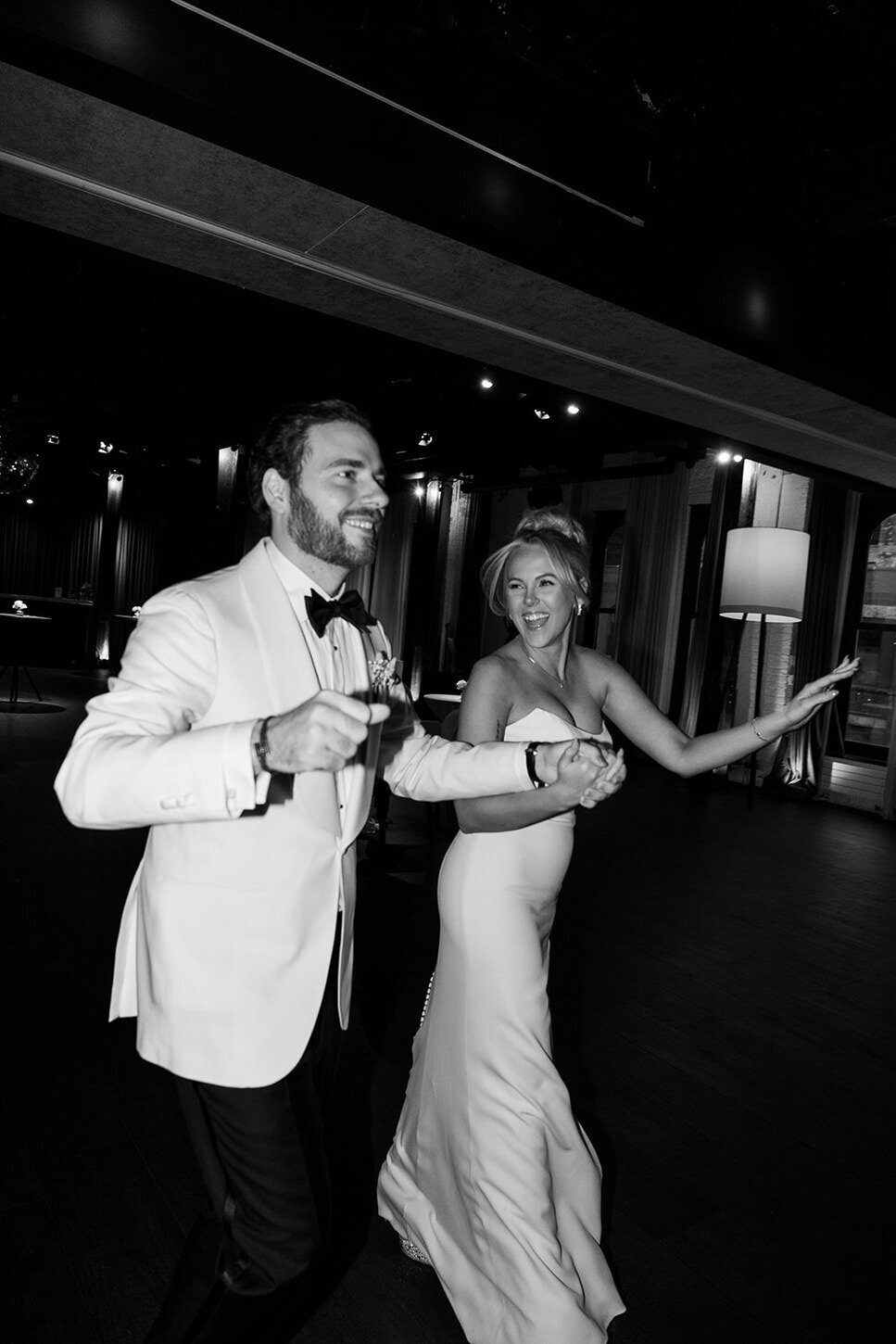 Chicago-wedding-photographer-lindsay-elaine-photography-727