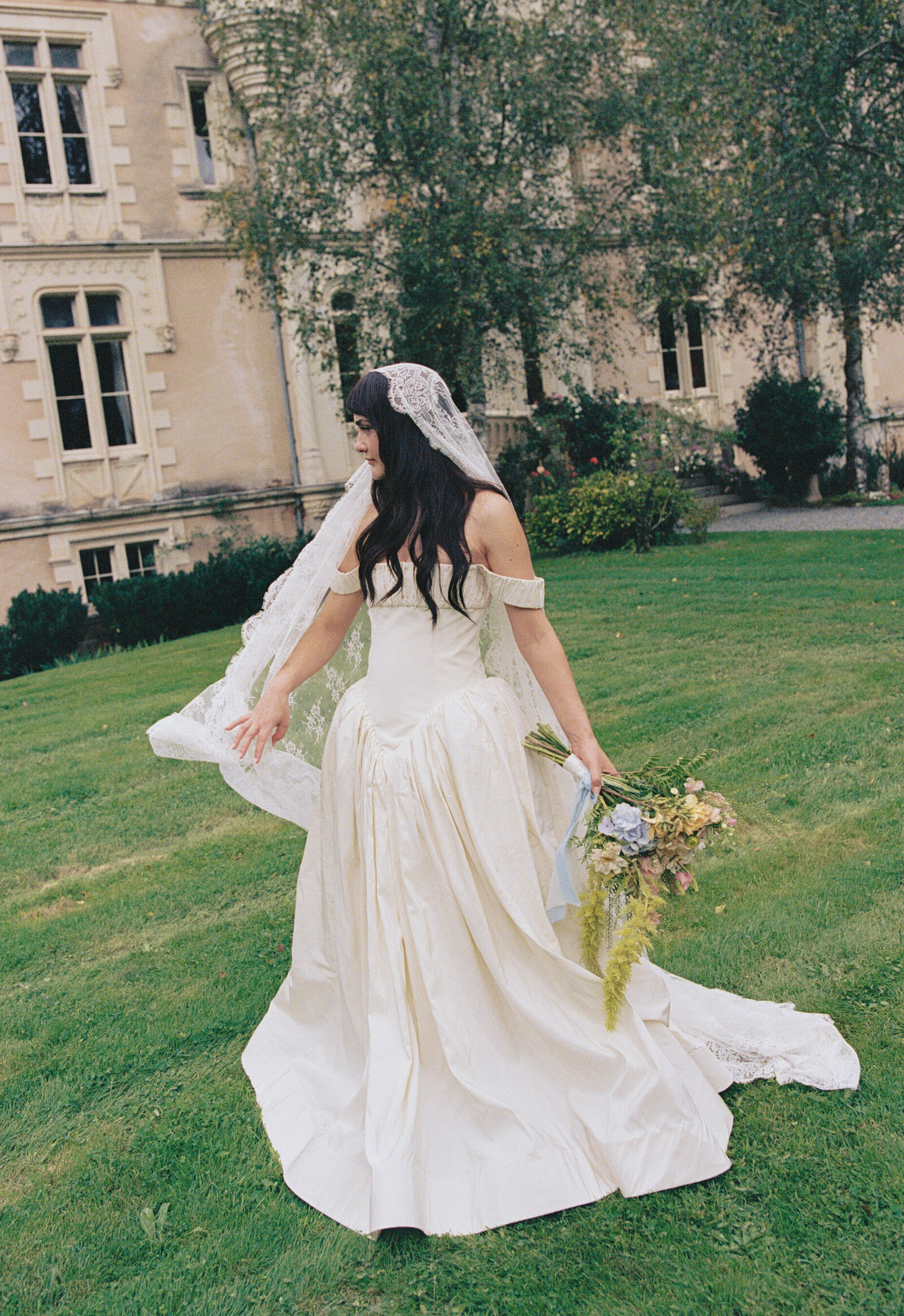 Film-Wedding-Photographer-Zara-Staples-Weddings173