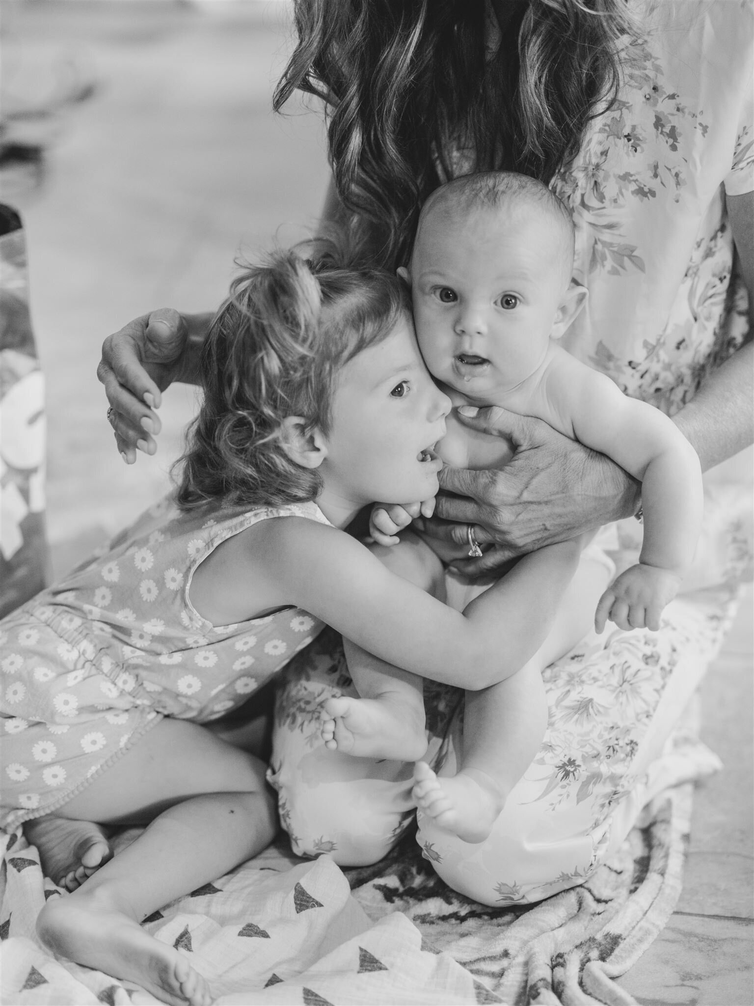 calgary-wedding-photographers-nicole-sarah-estate-wedding-MC-49_websize