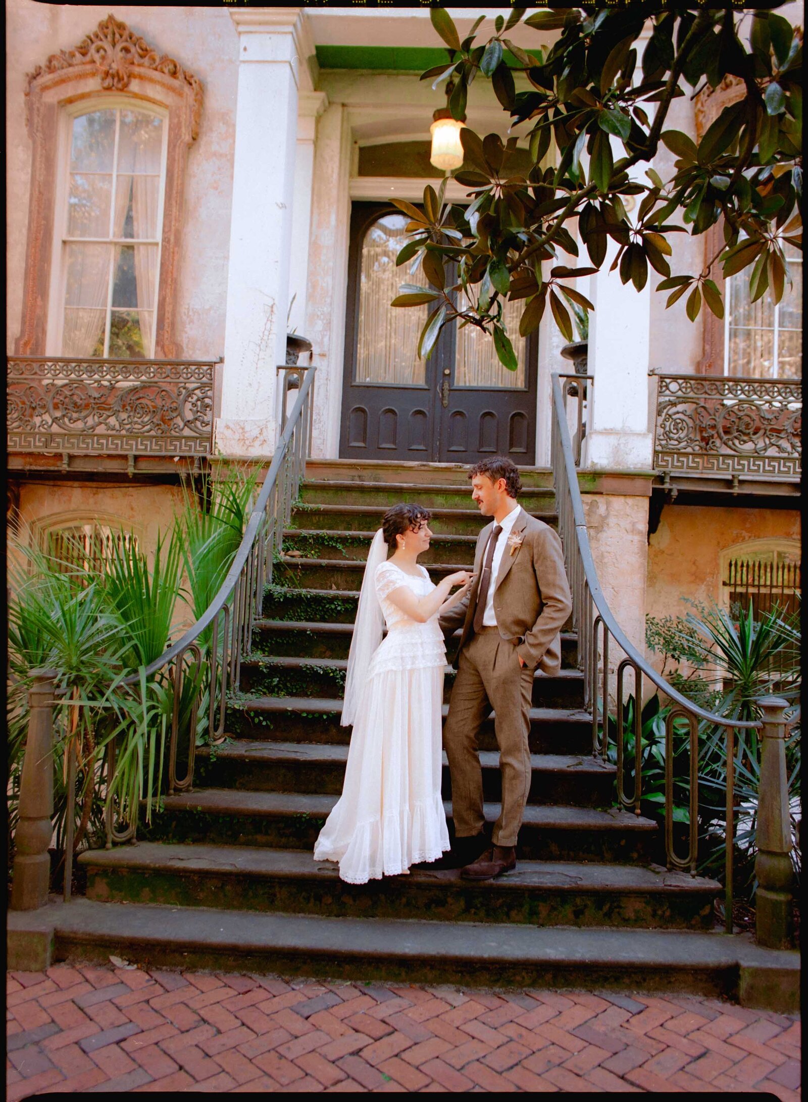 coastal-colorful-wedding-film-photos-jess-buckley-1