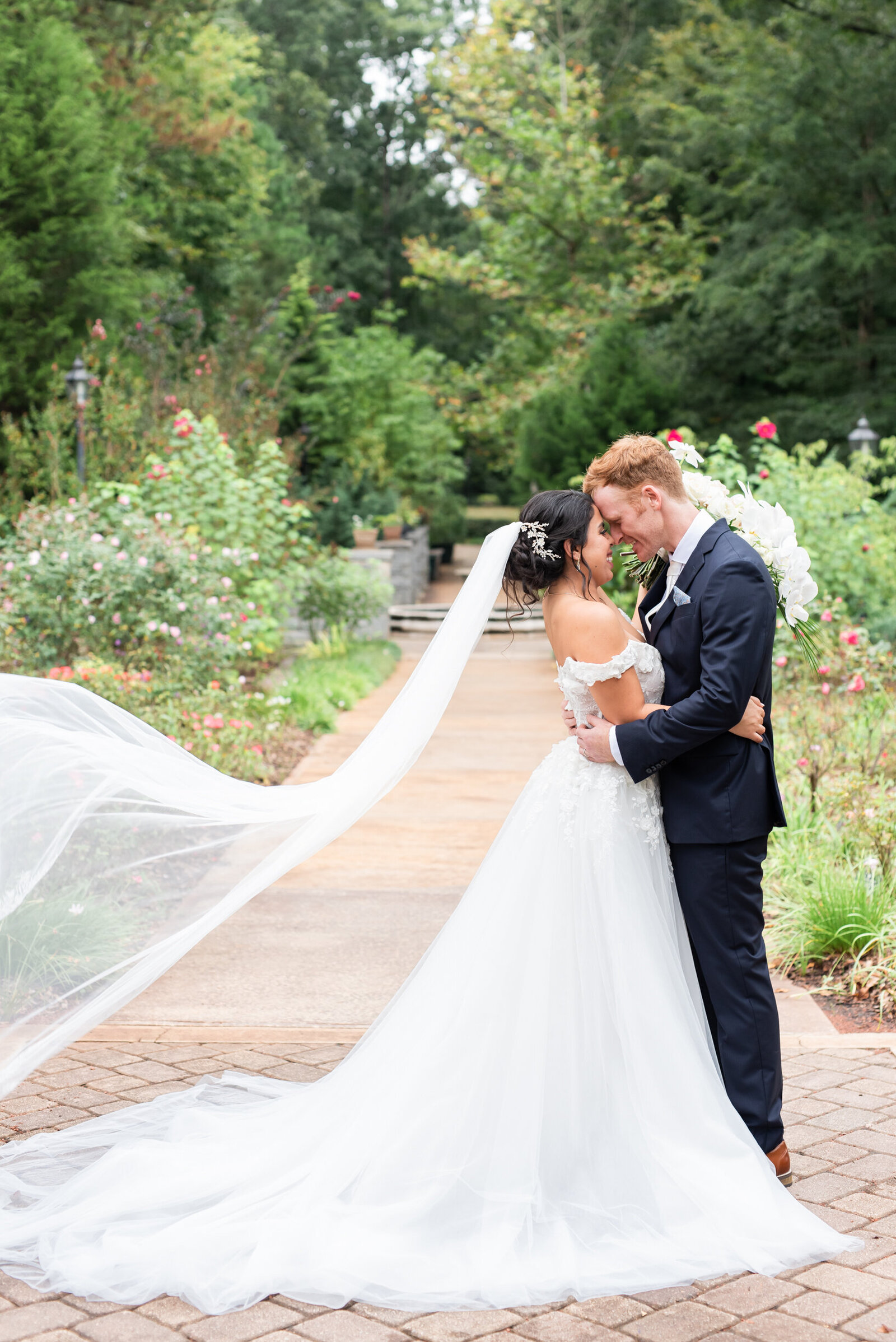 botanic garden wedding portrait of bride and groom