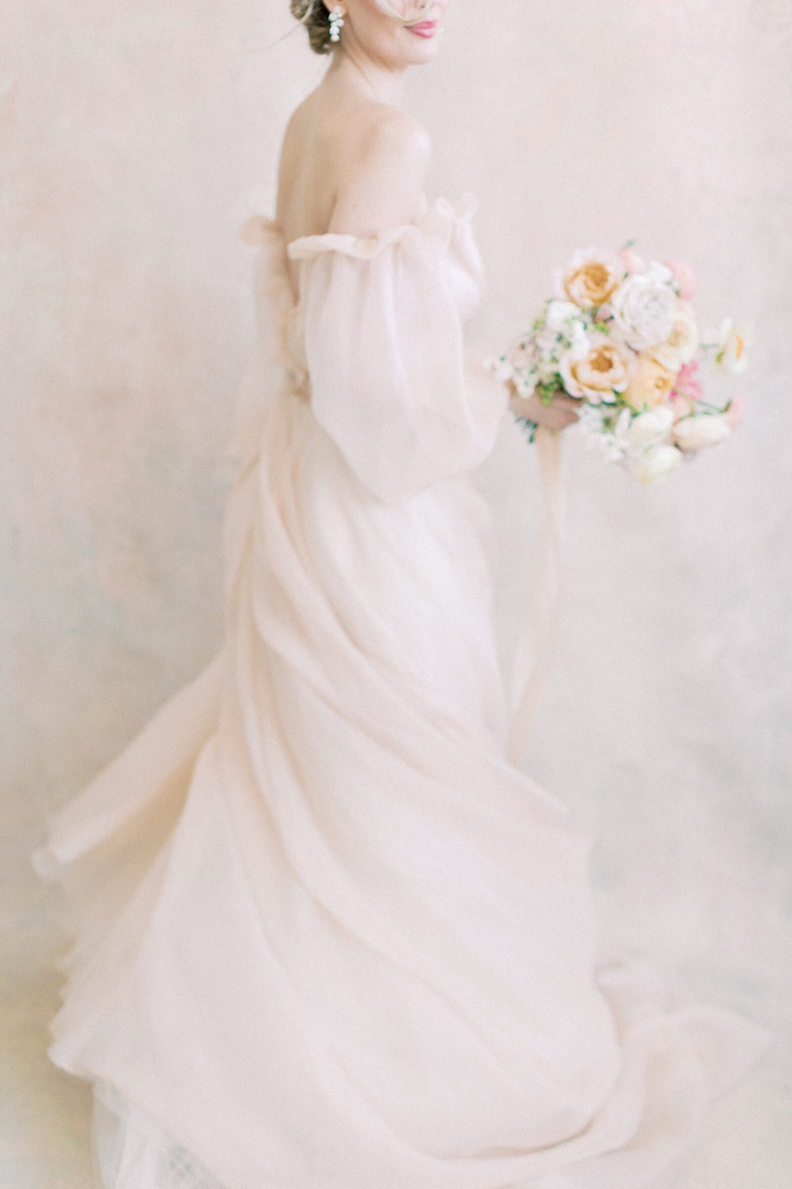 with_grace_and_gold_showit_theme_showit_themes_showit_template_showit_templates_showit_design_showit_designer_best11