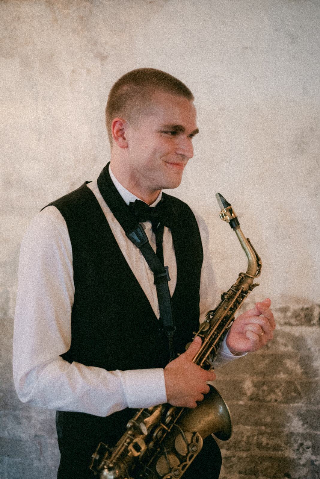 Wedding photo of an Intimate  wedding reception  in Porvoo by photographer Hannika Gabrielsson