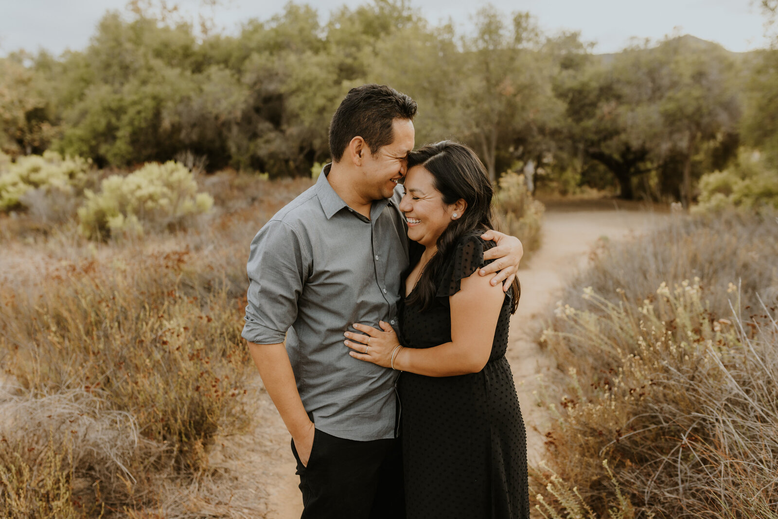 Beautiful and fun parents photo from family photography session Temecula, California Wedding and lifestyle photographer Yescphotography