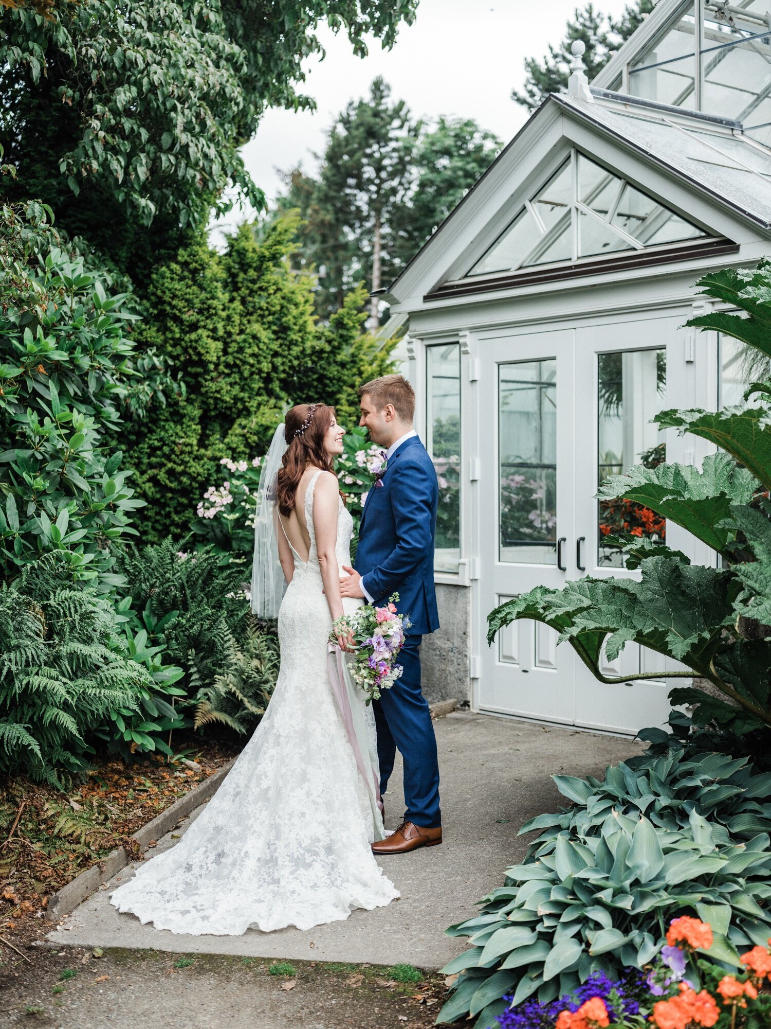 associate-portfolio-alex-2020-05-13_0014