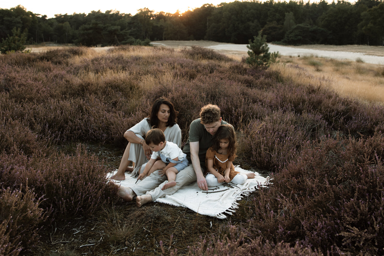 zwangerschapsfotoshoot fotoshoot baby gezins fotoshoot fotograaf eindhoven fotoshoot valkenswaard trouwfotograaf bruidsfotografie valkenswaard