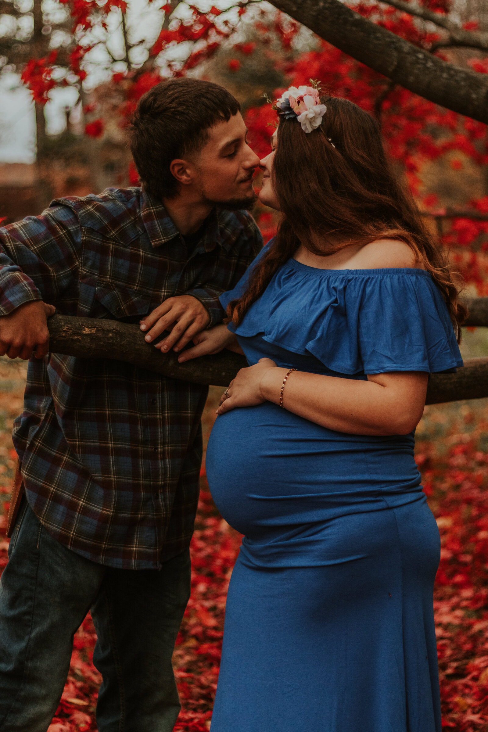 Fall-Maternity-Photos-Vanderbilt-Mansion-Love-to-Lens-Photography-(60)