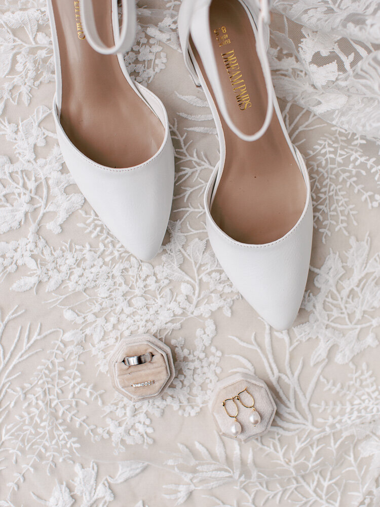 the-eddie-prince-edward-county-wedding-004