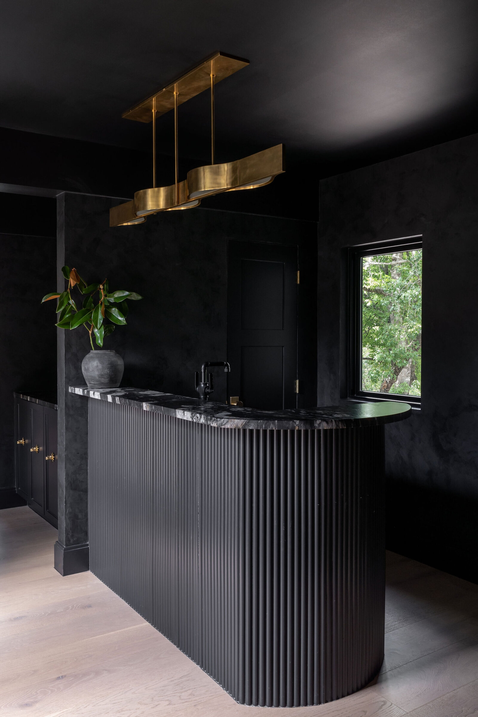 Nuela+Designs+Black+Bar+Fluted+Rounded+Brass+Moody